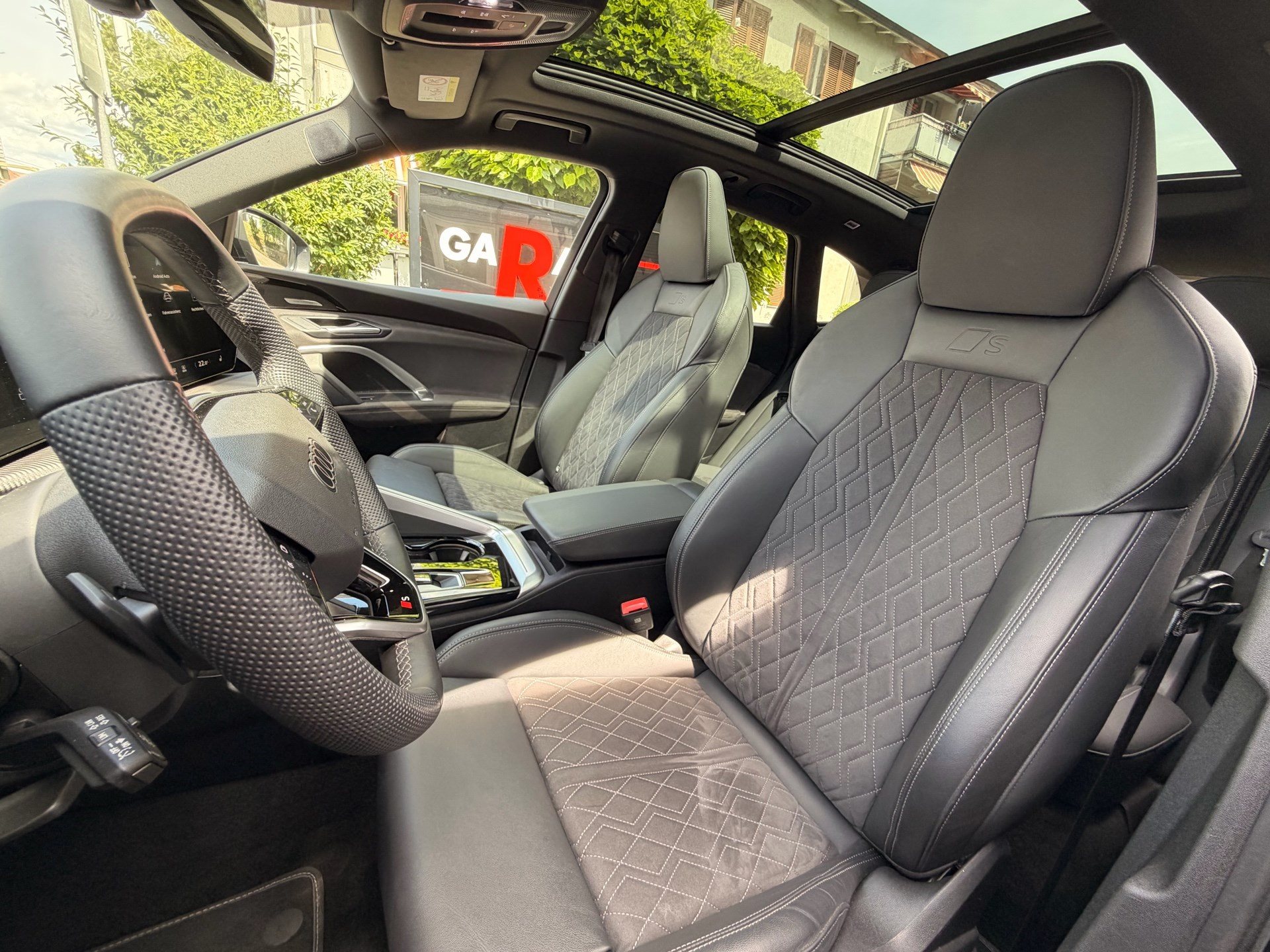 AUDI SQ5 3.0 TFSI QUATTRO 367 PS EDITION ONE *** ABSOLUTE TOP AUSSTATTUNG ***-image-8