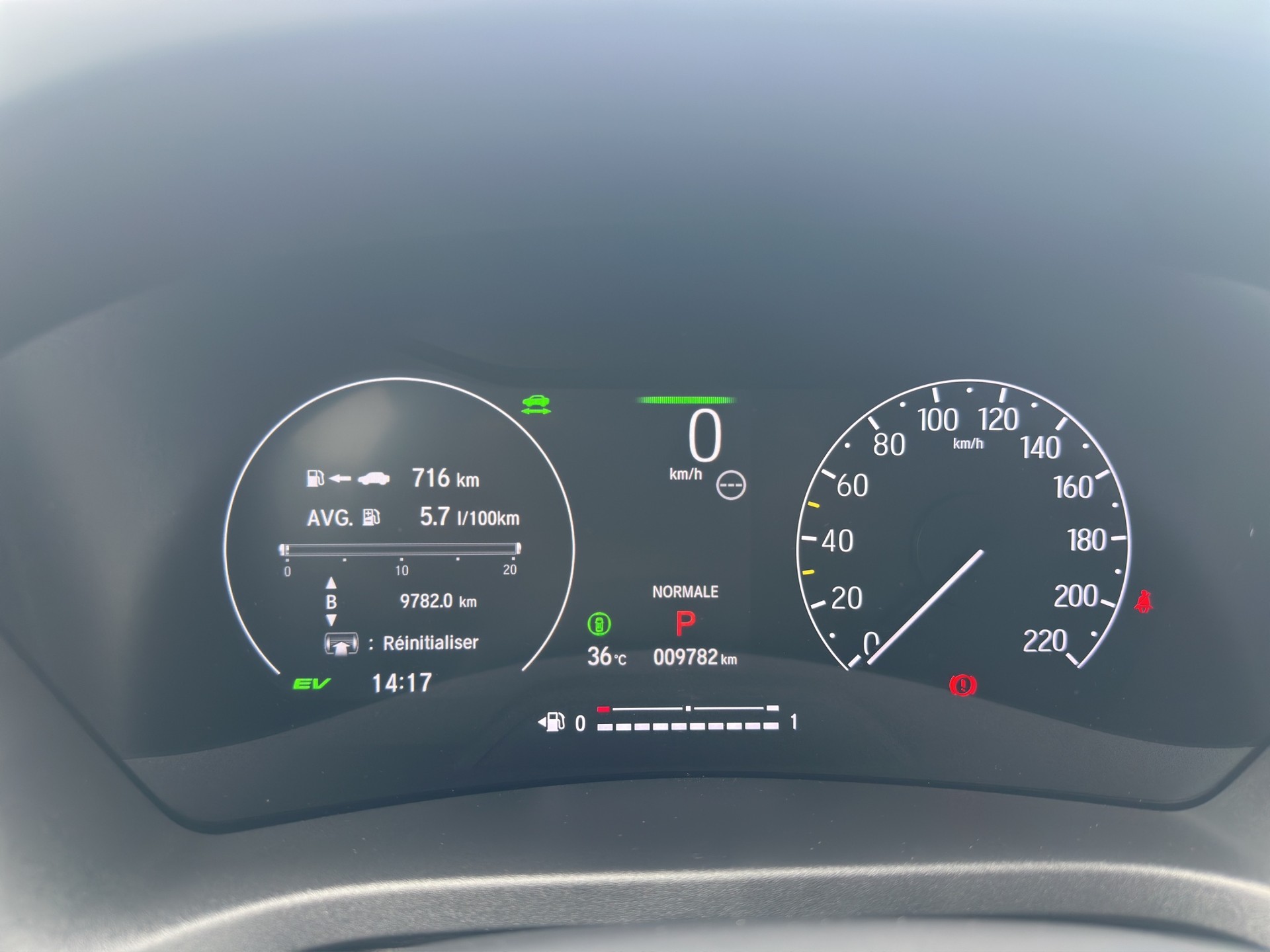 HONDA HR-V 1.5 i-MMD Advance Style-image-10