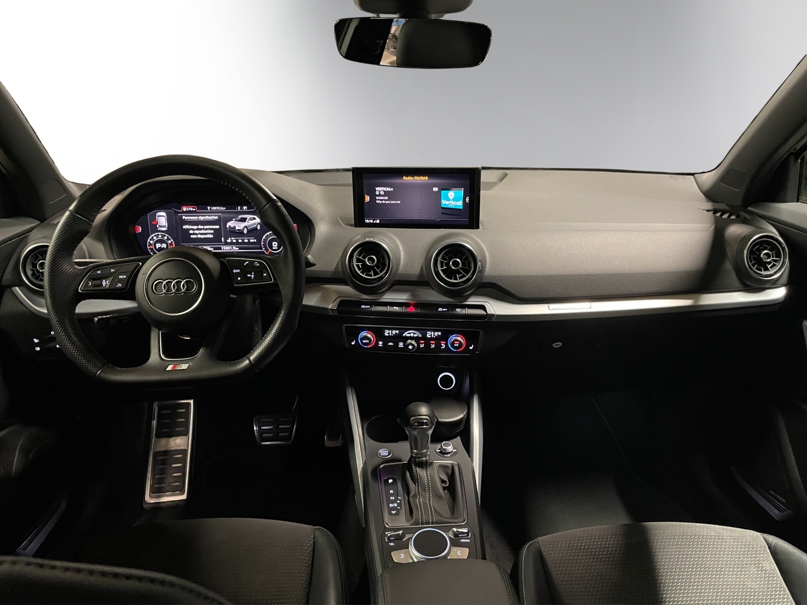 AUDI Q2 35 TFSI-image-11