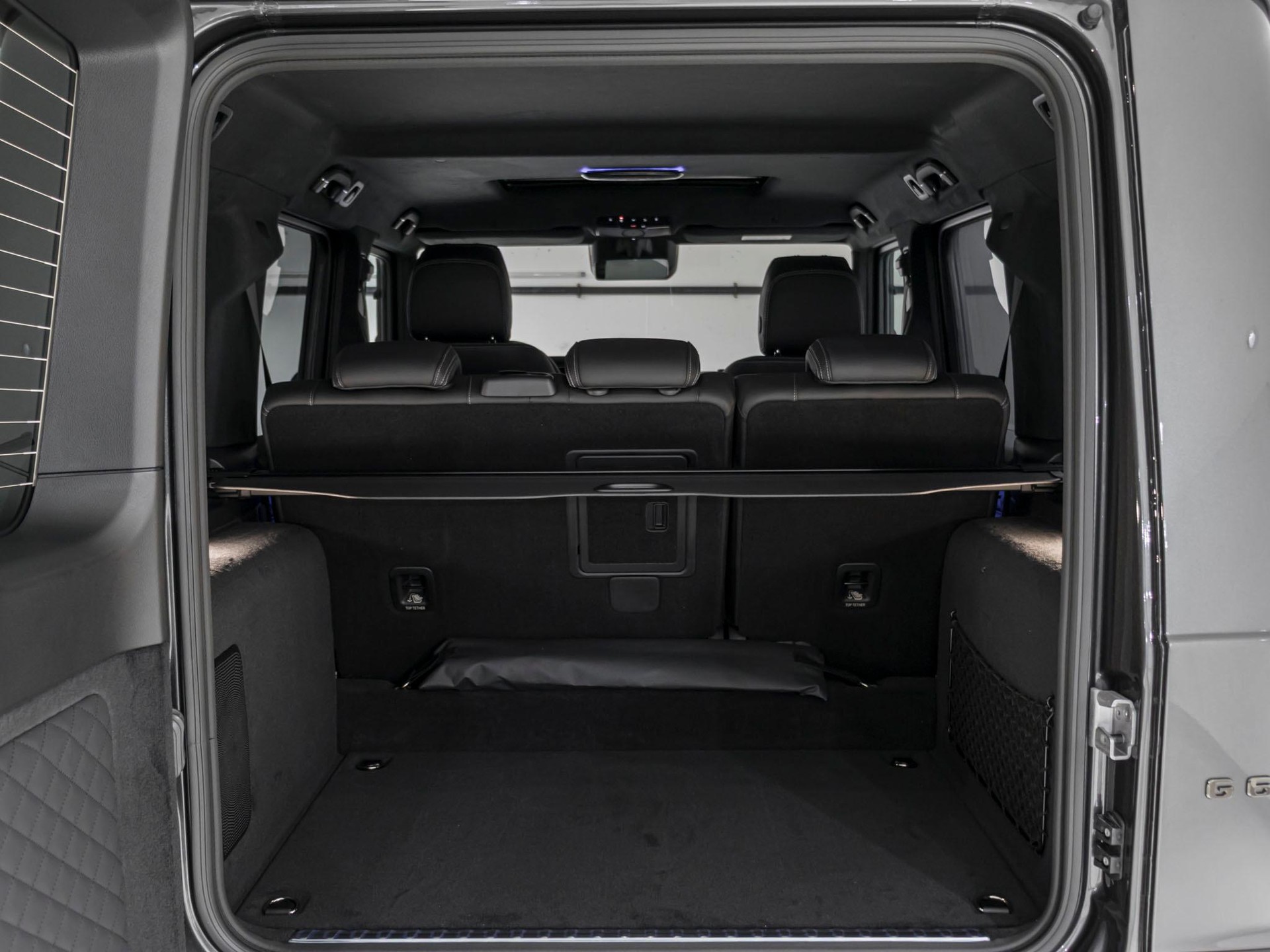 MERCEDES-BENZ G 63 AMG-image-13