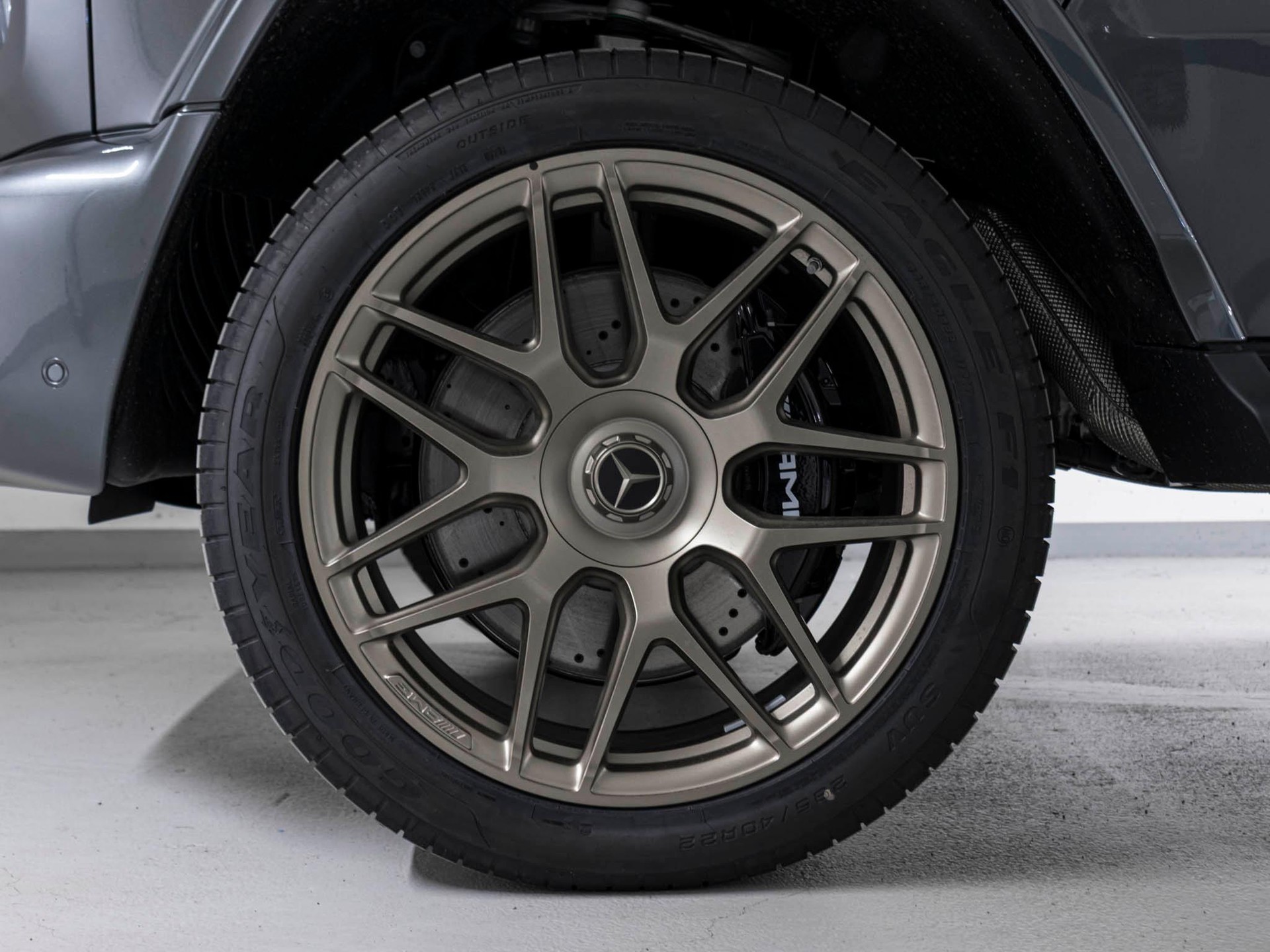 MERCEDES-BENZ G 63 AMG-image-14