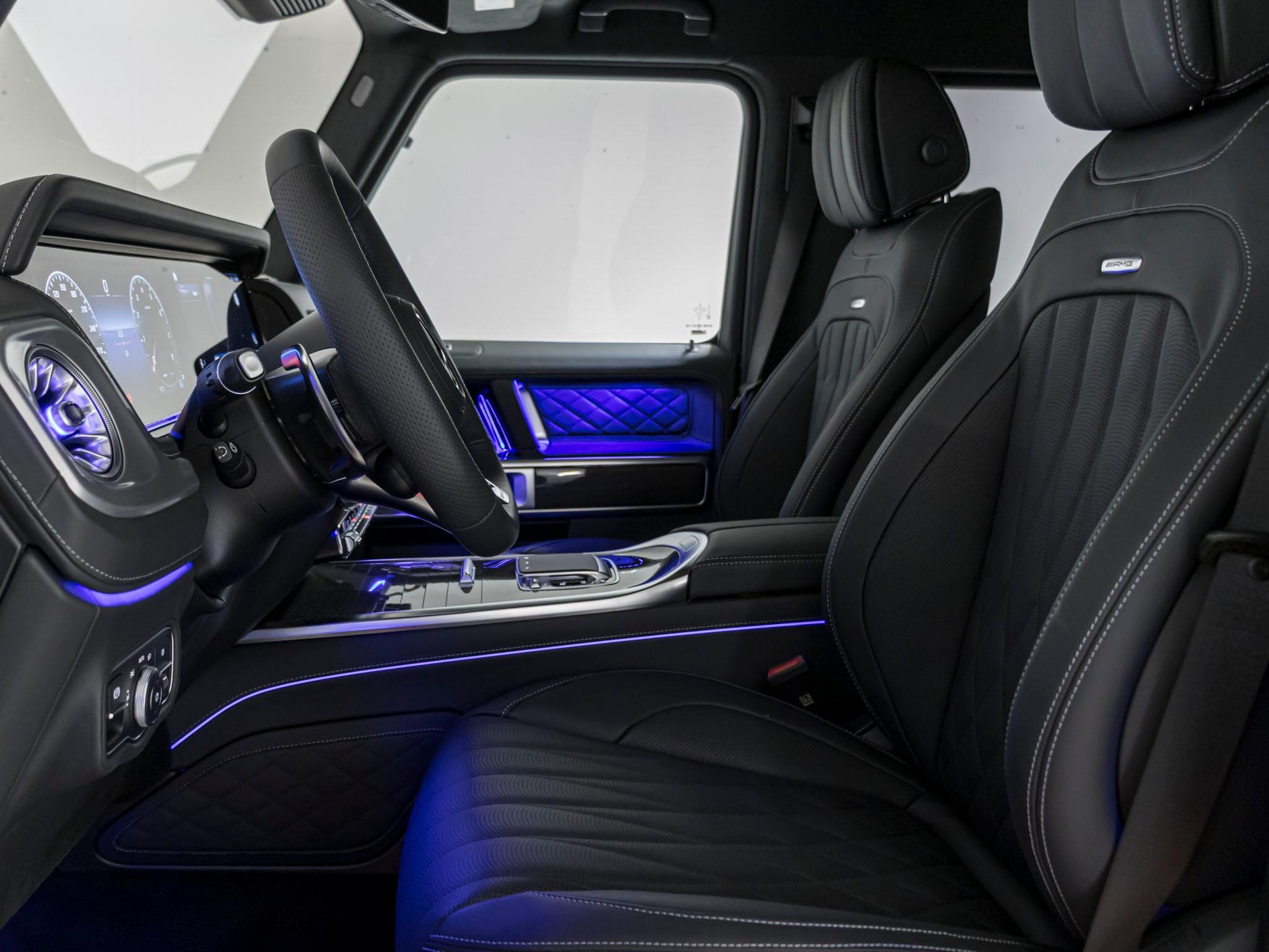 MERCEDES-BENZ G 63 AMG-image-7