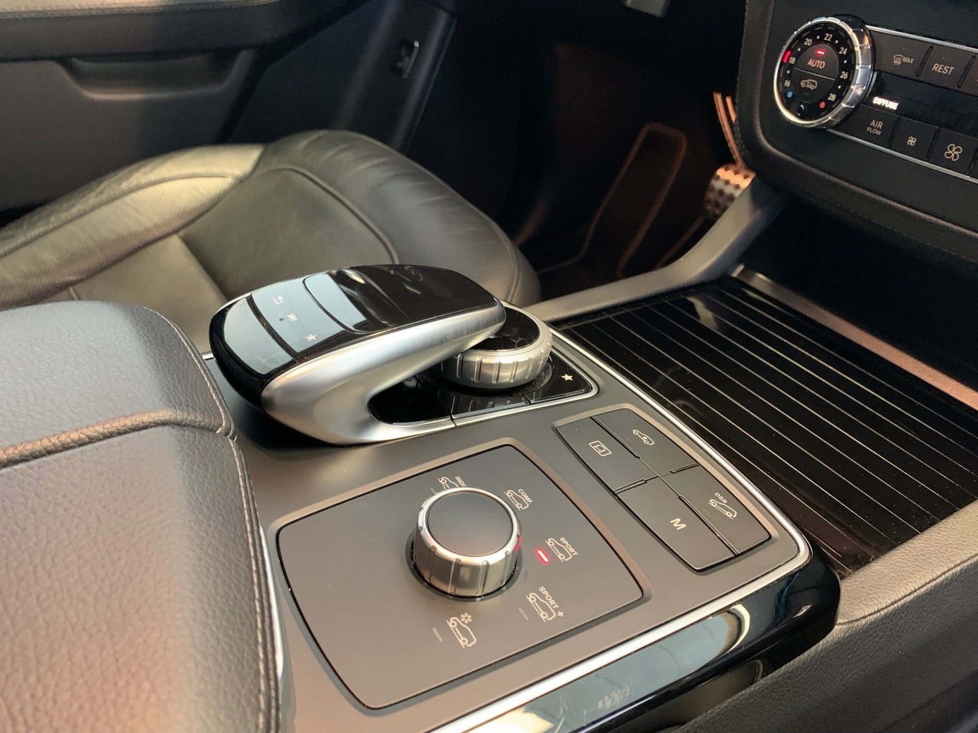 MERCEDES-BENZ GLE Coupé 43 AMG 4Matic 9G-Tronic-image-17