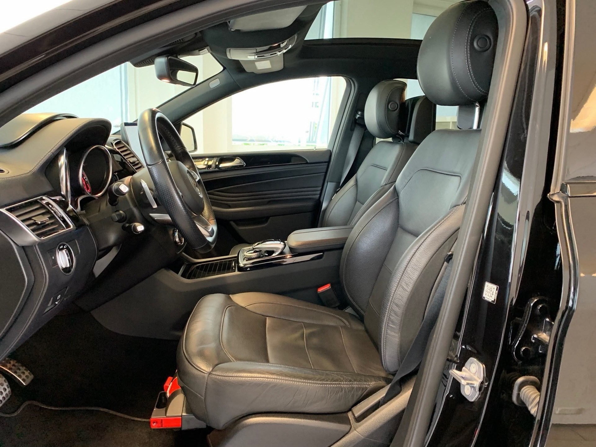 MERCEDES-BENZ GLE Coupé 43 AMG 4Matic 9G-Tronic-image-28
