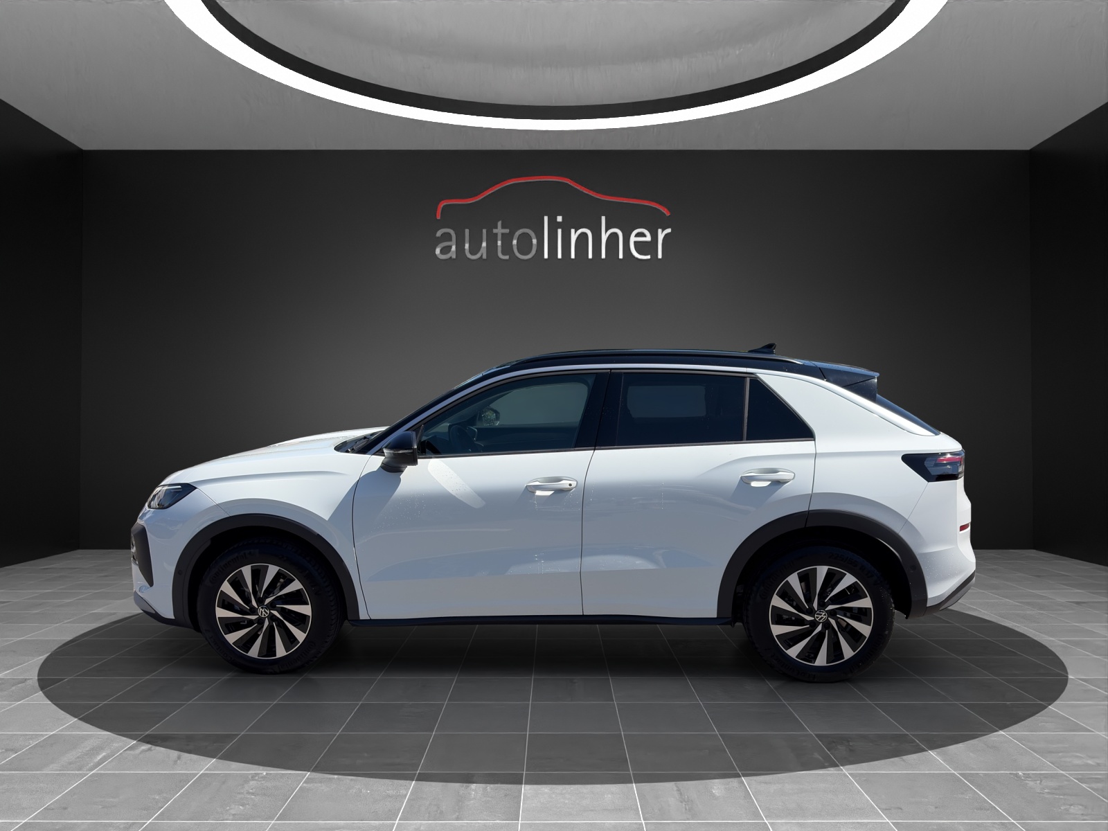 VW T-Roc 1.5 eTSI mHEV Life DSG-image-1