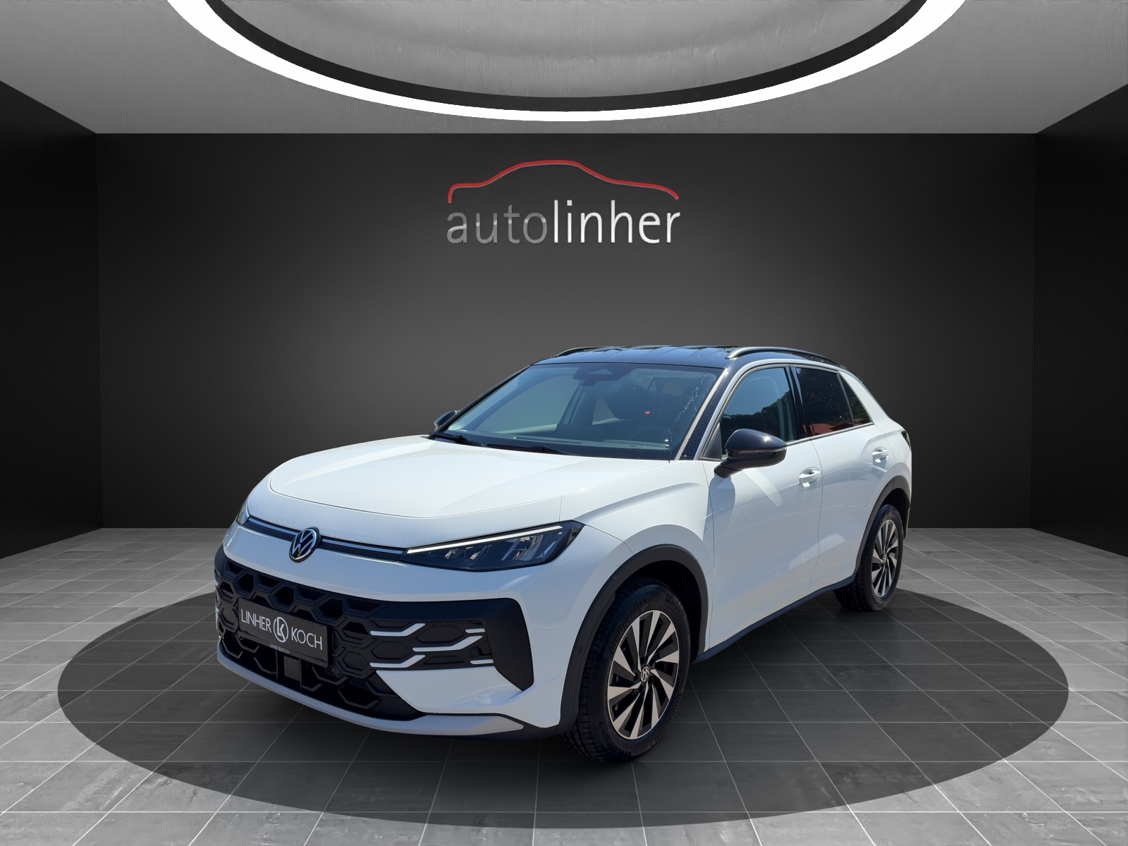 VW T-Roc 1.5 eTSI mHEV Life DSG-image-0