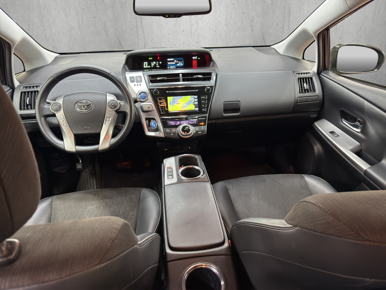 TOYOTA Prius+ 1.8 VVT-i HSD Style-image-8