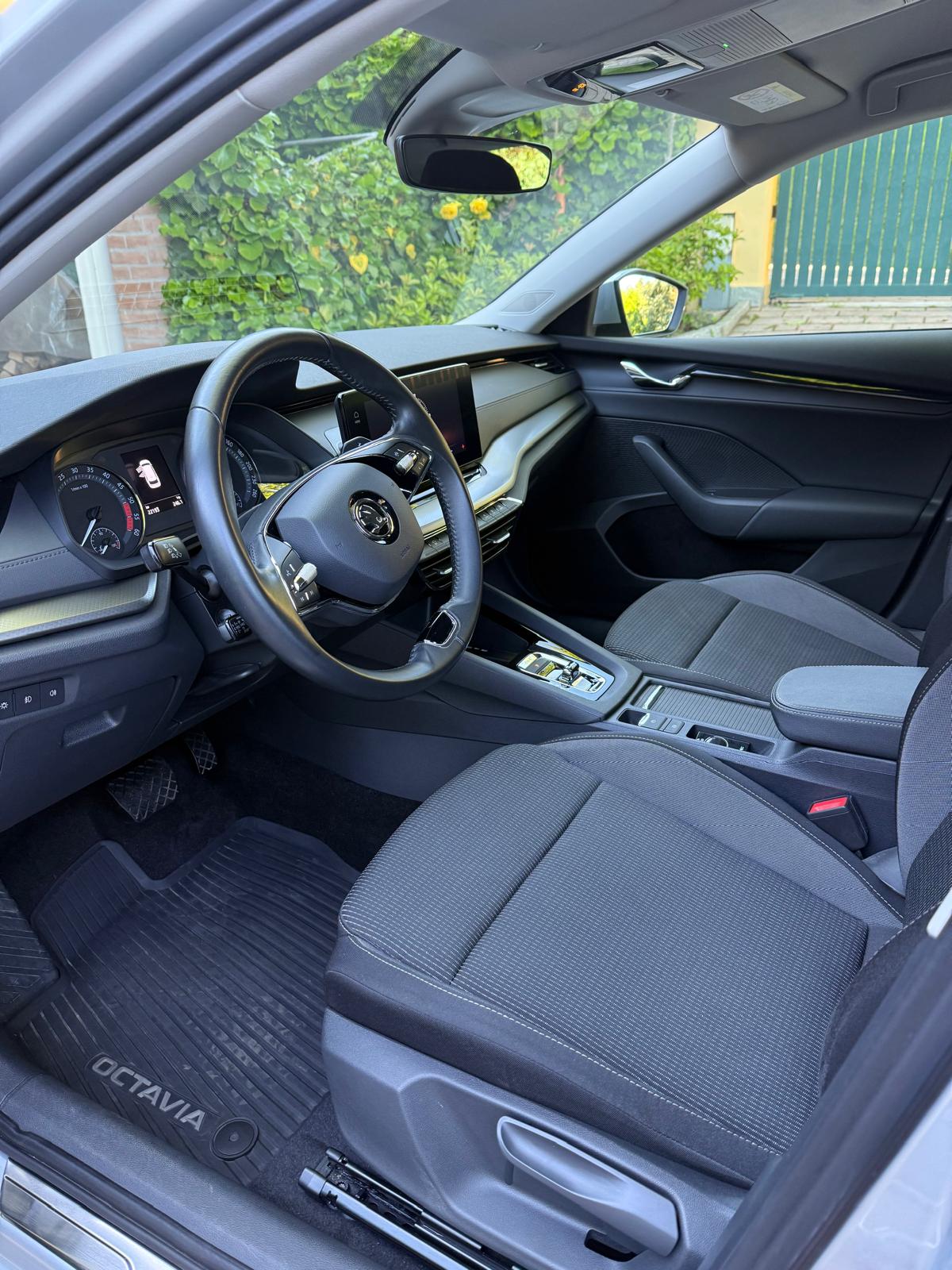 SKODA 2.0 TDI Ambition 4x4 DSG-image-5
