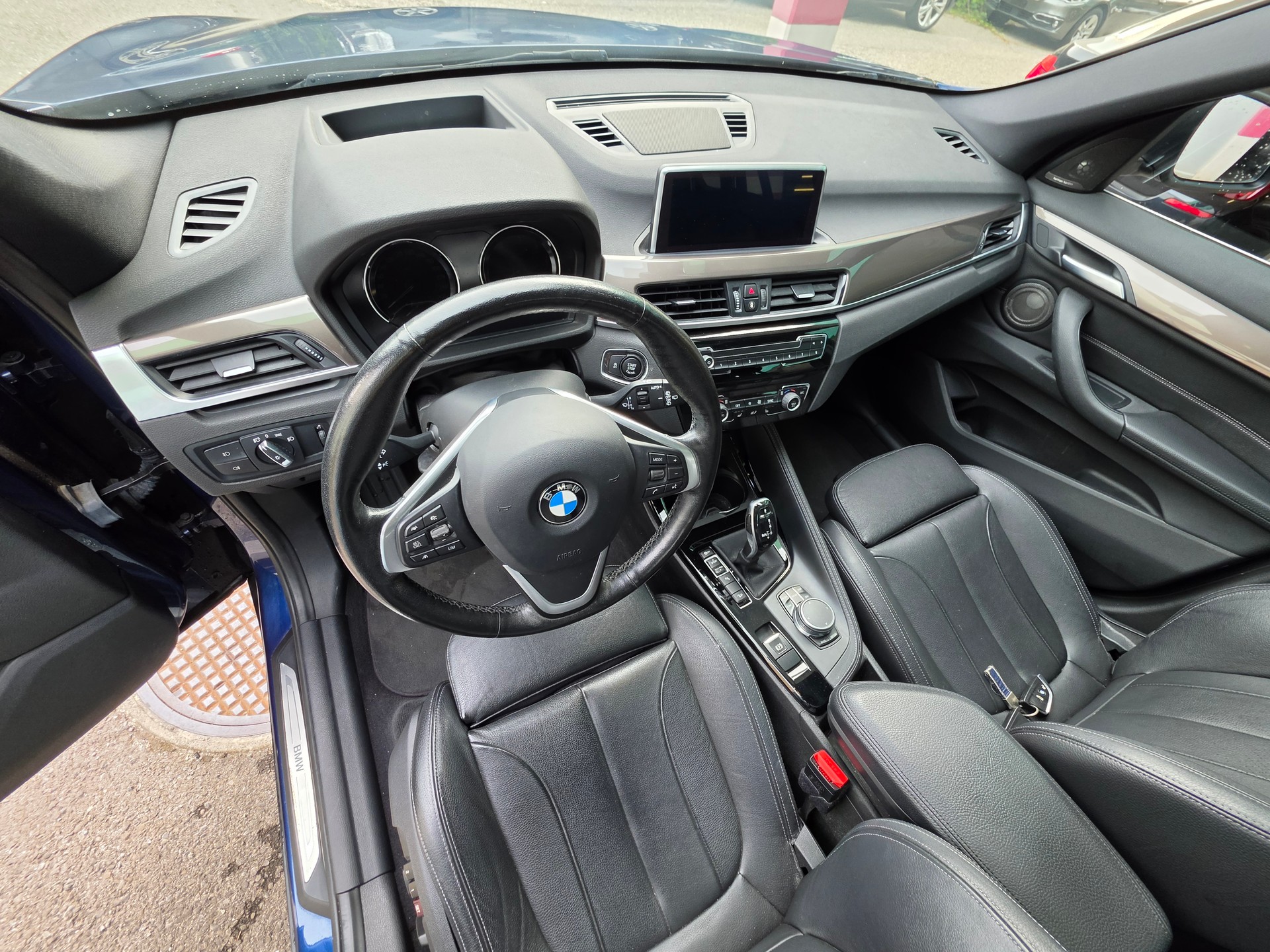 BMW X1 xDrive 20d xLine Steptronic-image-8