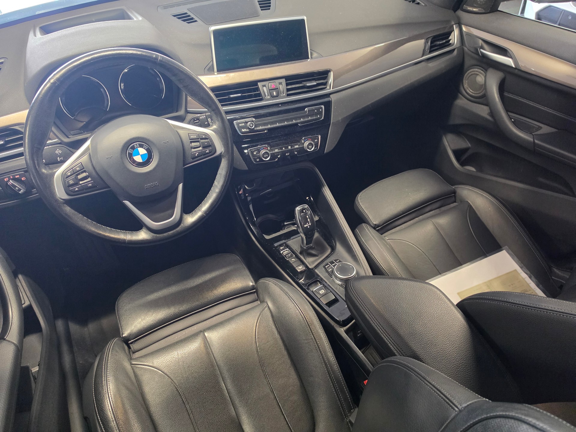 BMW X1 xDrive 20d xLine Steptronic-image-8