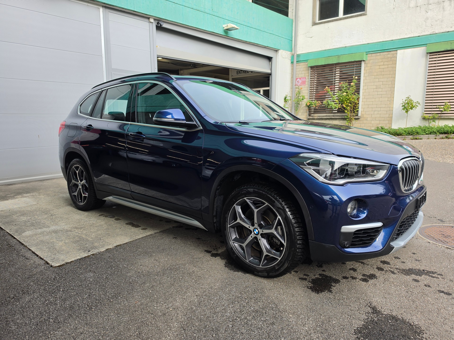 BMW X1 xDrive 20d xLine Steptronic-image-1