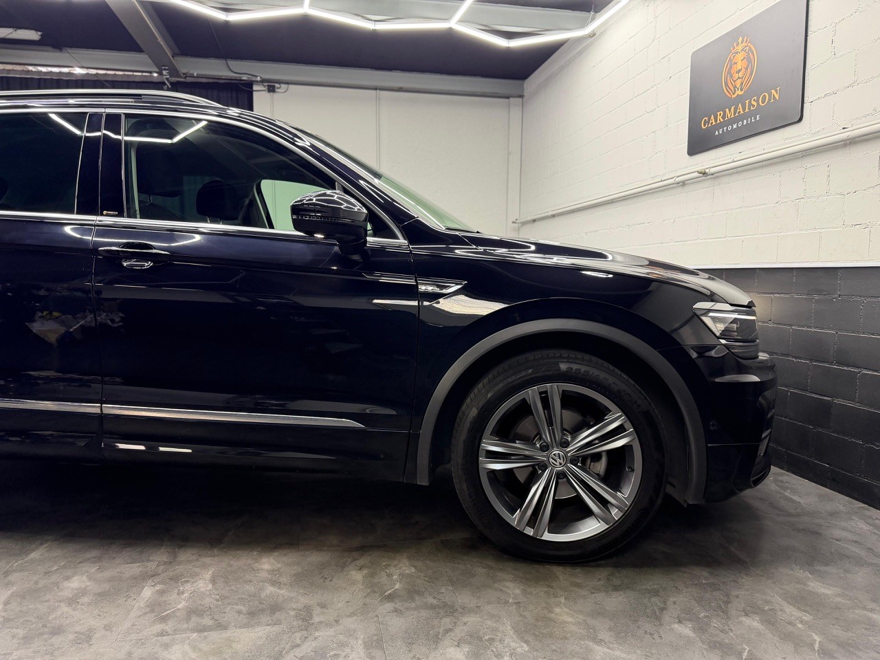 VW Tiguan 1.4TSI R-Line 4Motion DSG | Virtual Cockpit | ACC Tempomat | 360° Kamera-image-8
