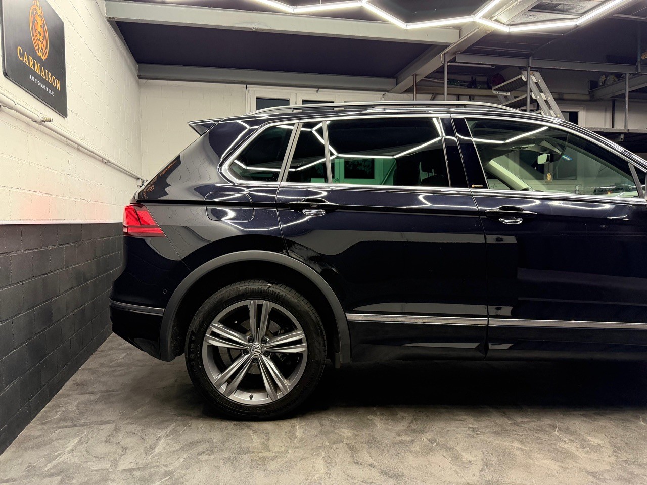 VW Tiguan 1.4TSI R-Line 4Motion DSG | Virtual Cockpit | ACC Tempomat | 360° Kamera-image-4