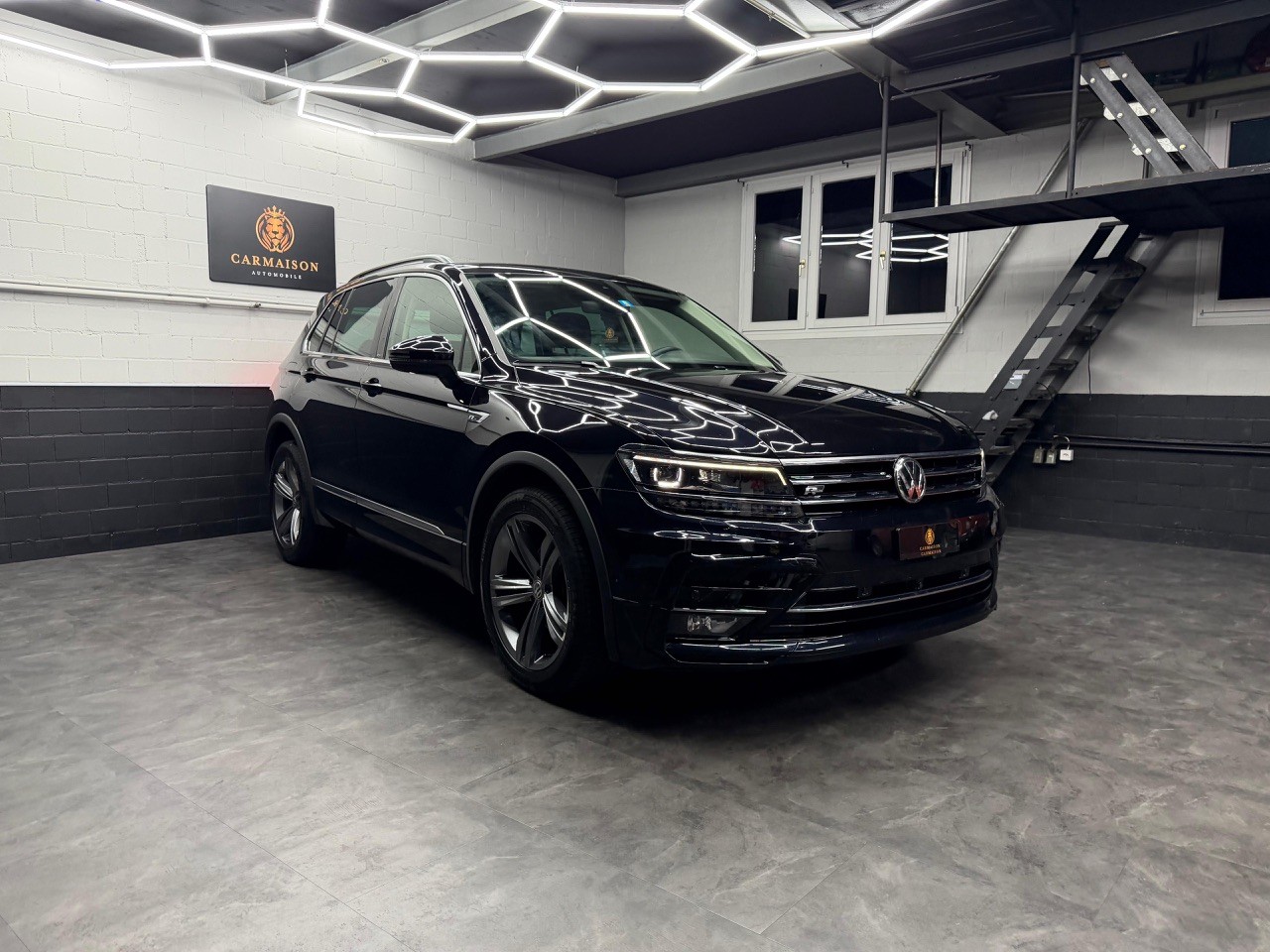 VW Tiguan 1.4TSI R-Line 4Motion DSG | Virtual Cockpit | ACC Tempomat | 360° Kamera-image-0