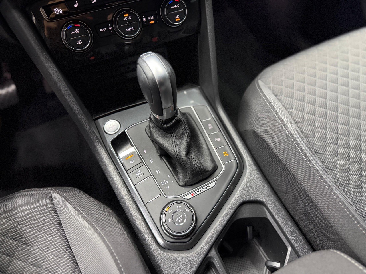 VW Tiguan 1.4TSI R-Line 4Motion DSG | Virtual Cockpit | ACC Tempomat | 360° Kamera-image-20