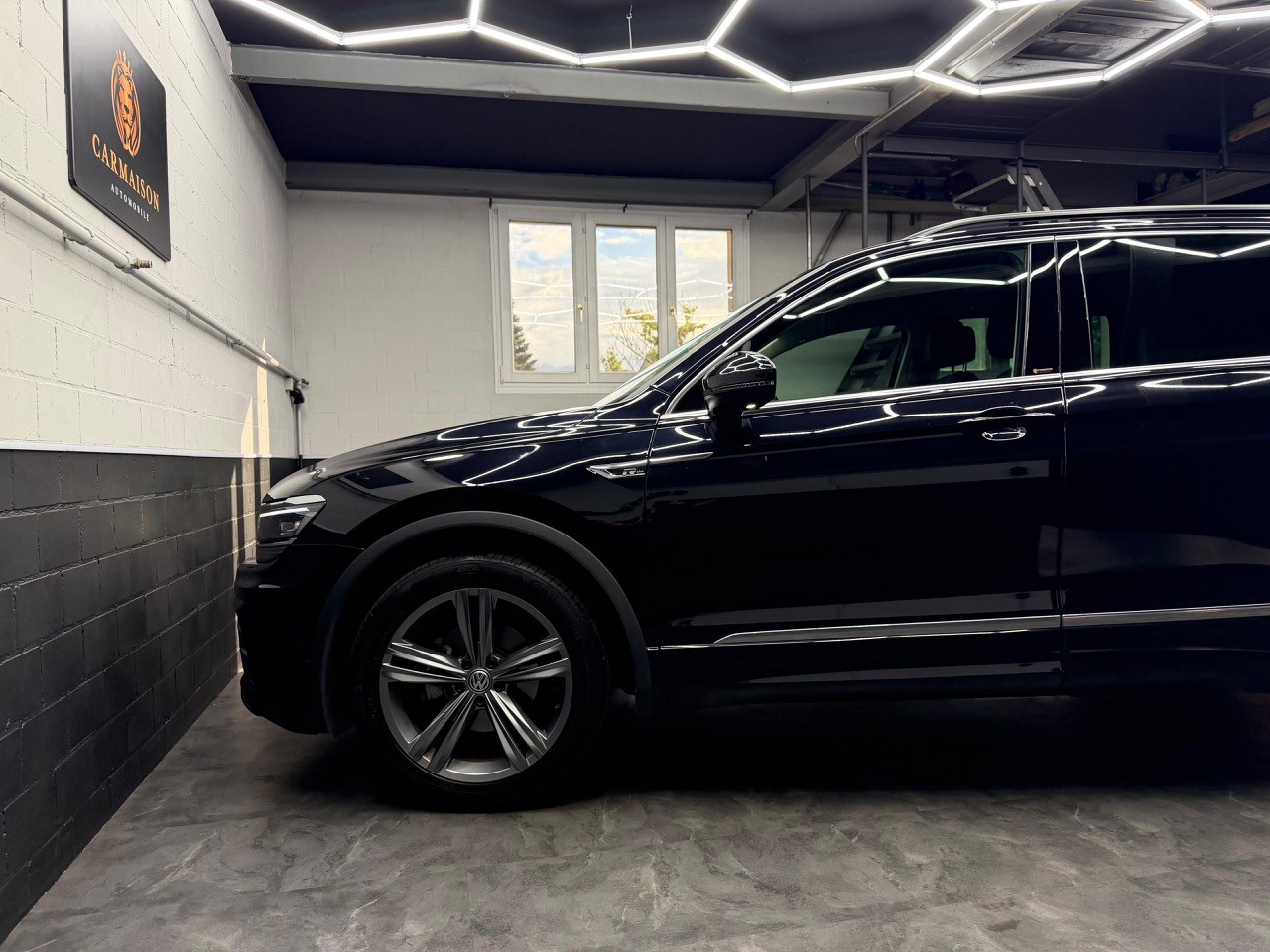 VW Tiguan 1.4TSI R-Line 4Motion DSG | Virtual Cockpit | ACC Tempomat | 360° Kamera-image-9