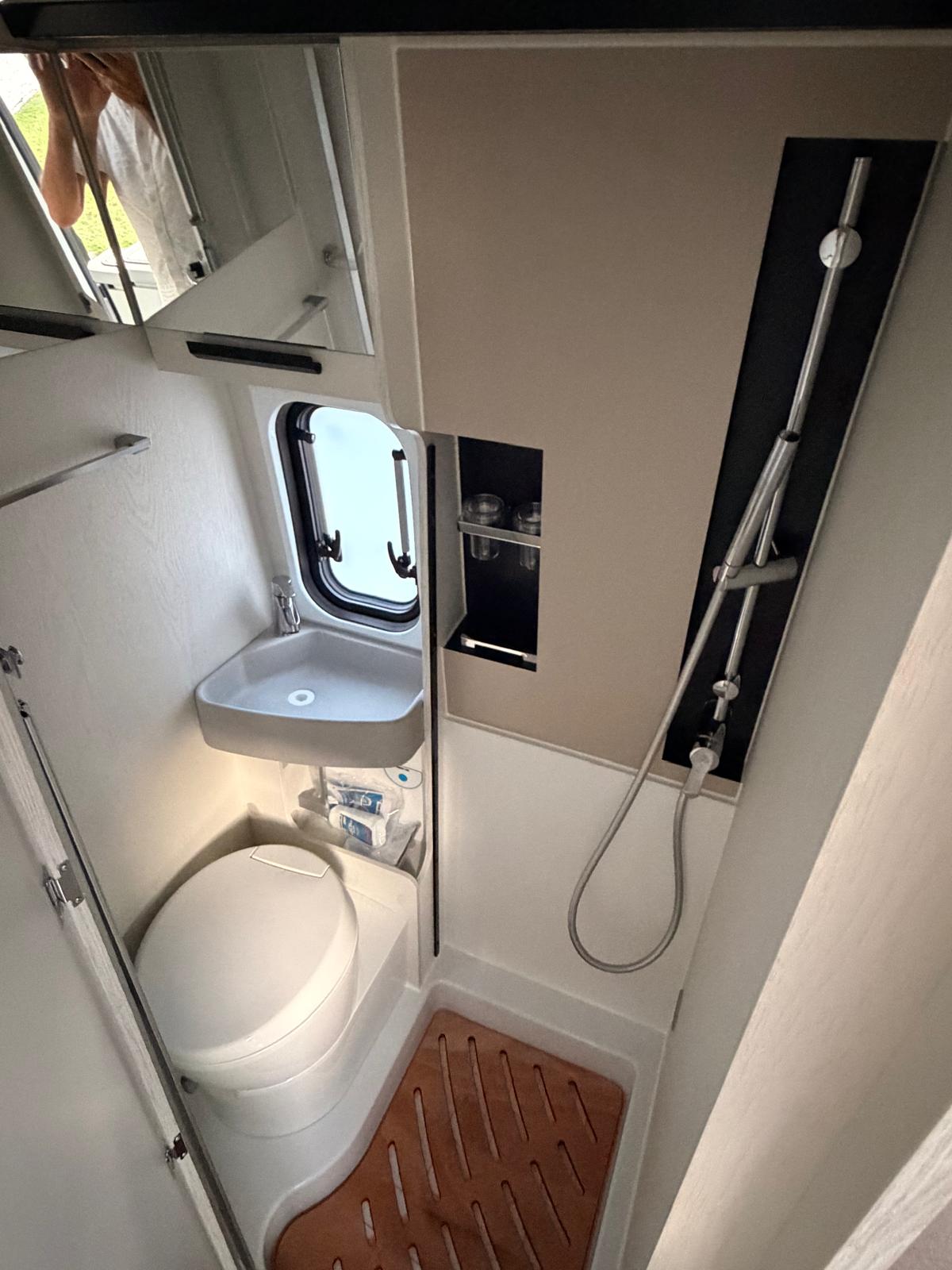 KARMANN Davis Lifestyle DA 630 LS // Fiat Ducato 2.2 140PS-image-9