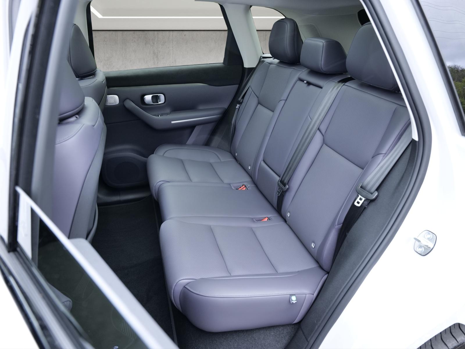 LEAPMOTOR C10 Design AWD-image-9