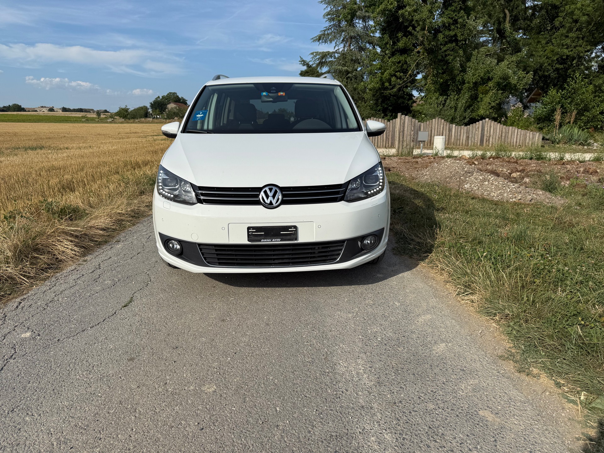 VW Touran 1.4 TSI Cup DSG-image-2