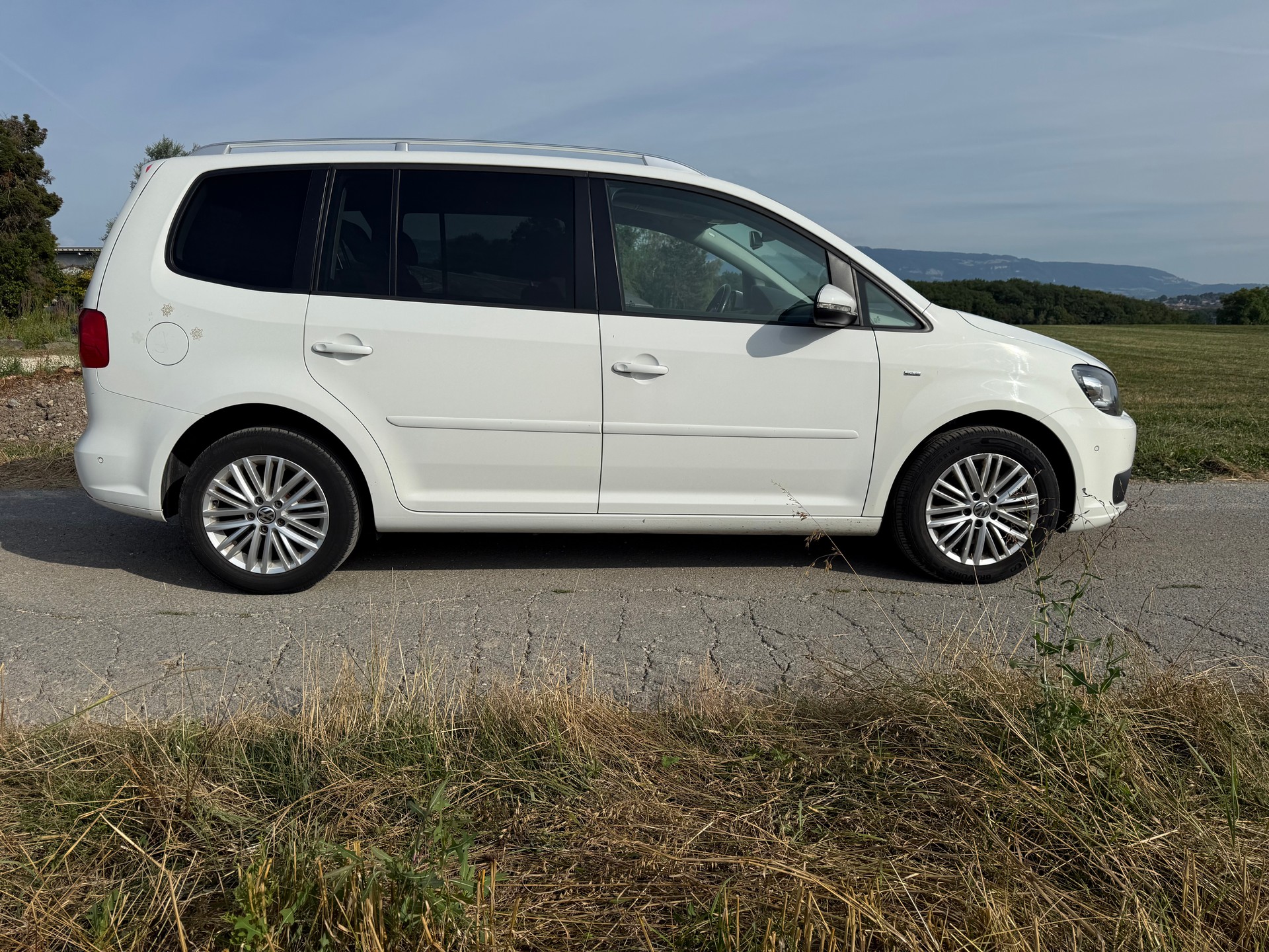 VW Touran 1.4 TSI Cup DSG-image-14