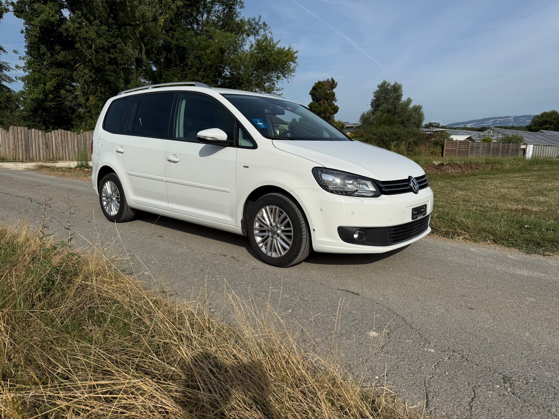 VW Touran 1.4 TSI Cup DSG-image-1