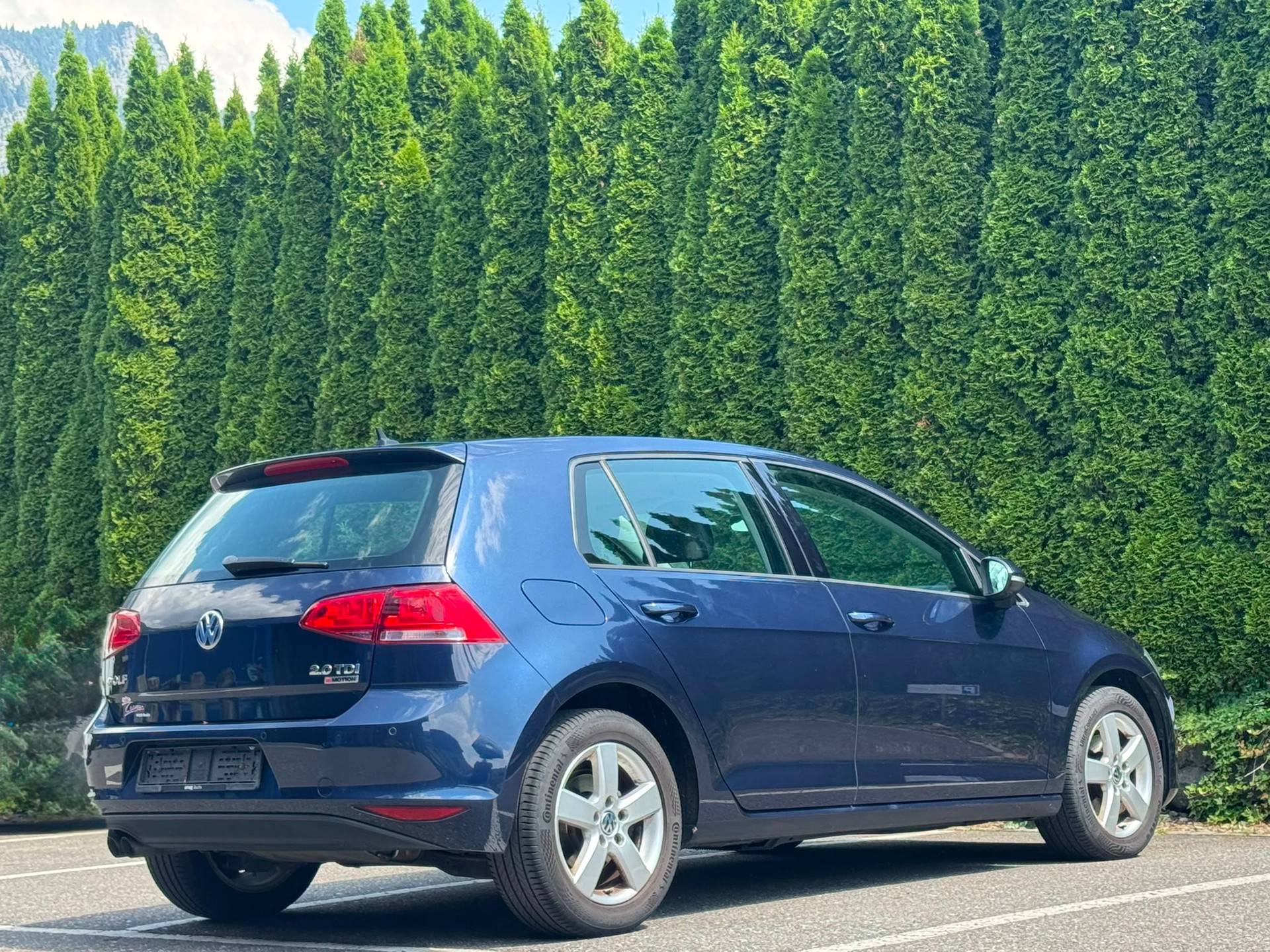 VW Golf 2.0 TDI Comfortline 4Motion-image-9