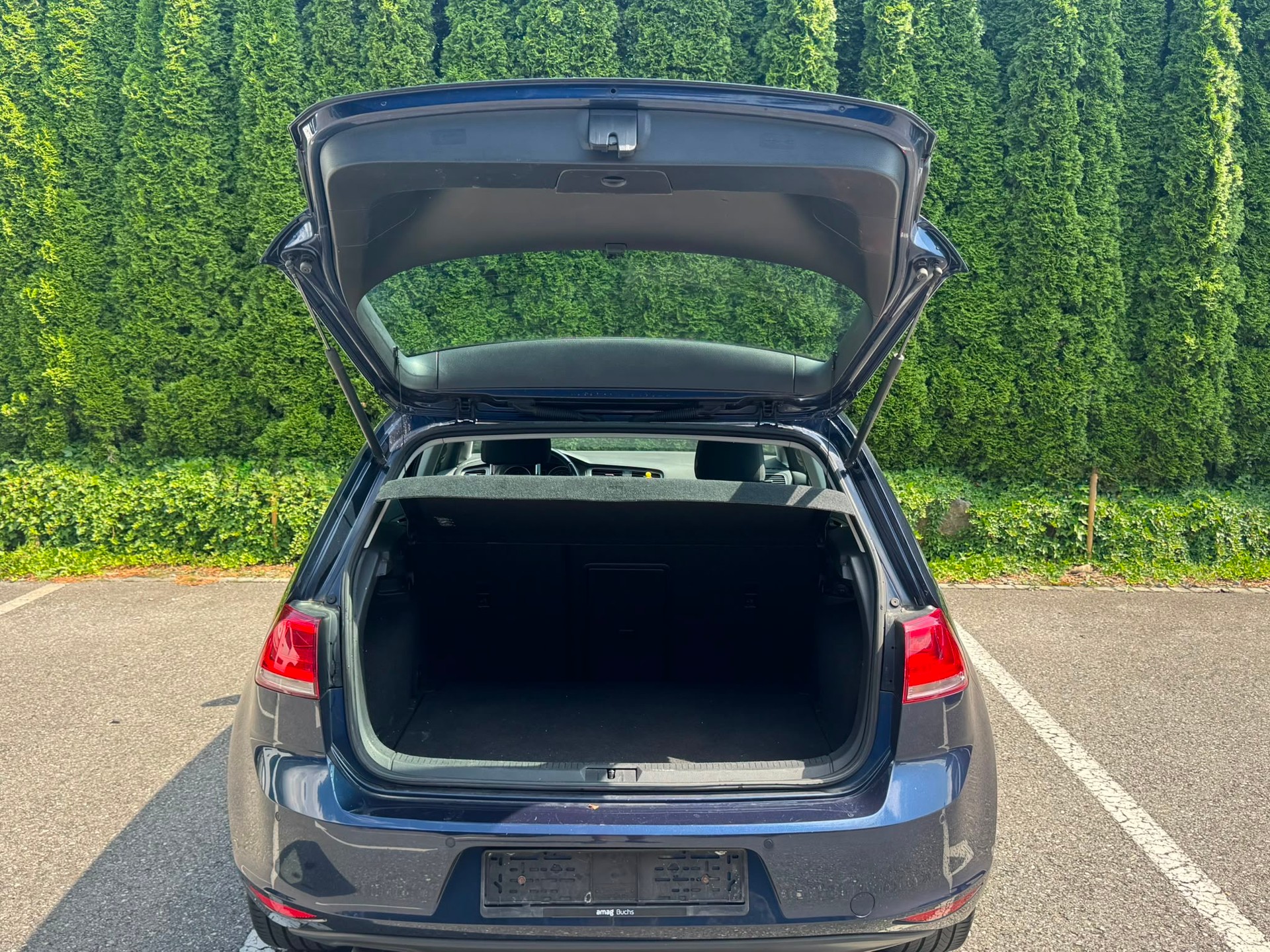 VW Golf 2.0 TDI Comfortline 4Motion-image-11