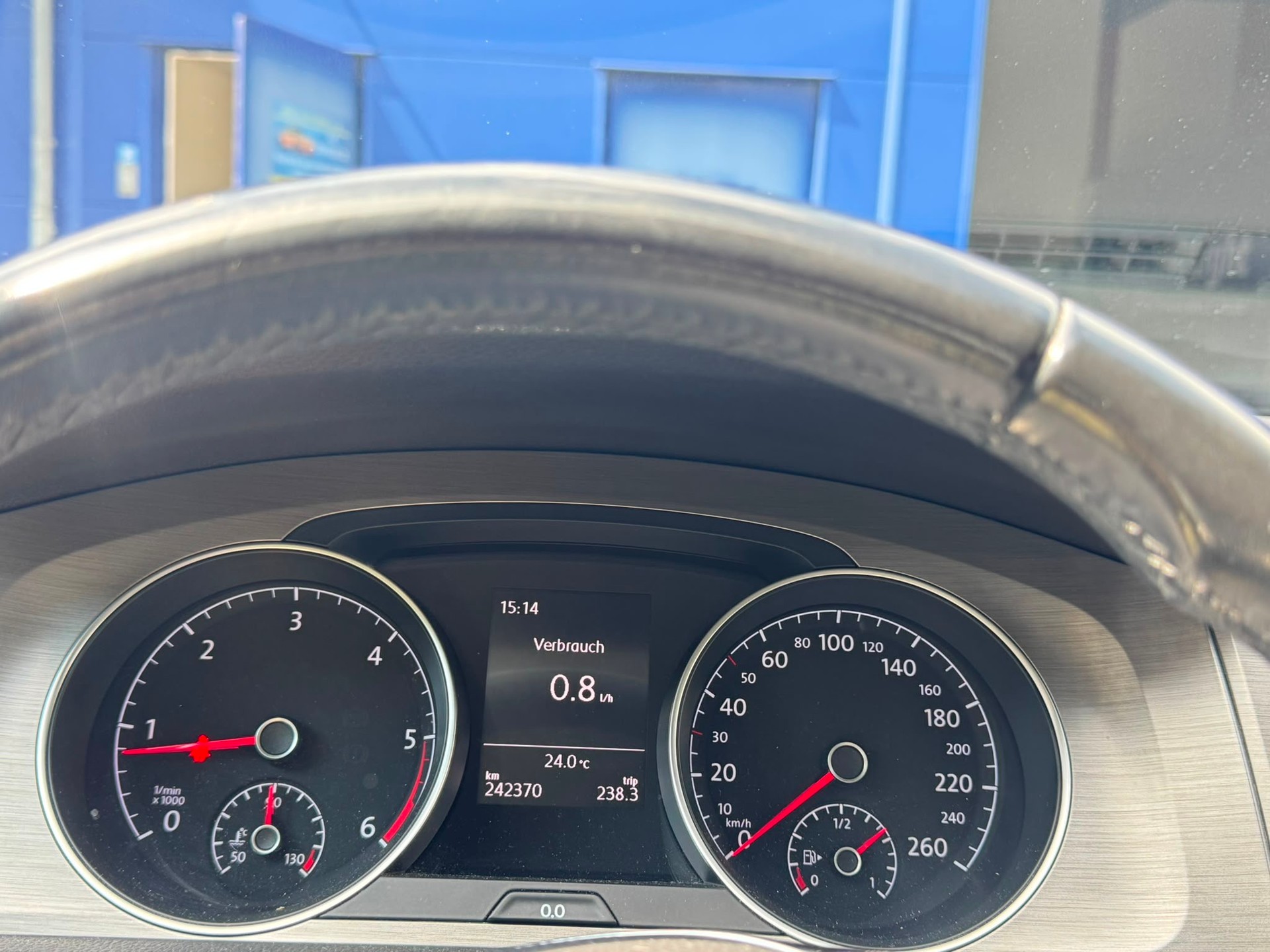 VW Golf 2.0 TDI Comfortline 4Motion-image-15