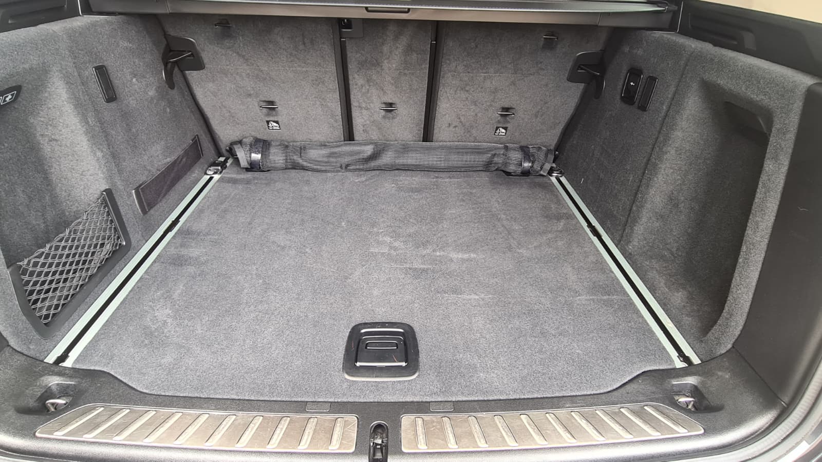 BMW X3 xDrive 48V 20d ** Leder Ausstattung ** Sportsitze ** Parking Assistance Plus ** RF-Kamera 360°° ** Front Kamera **-image-9