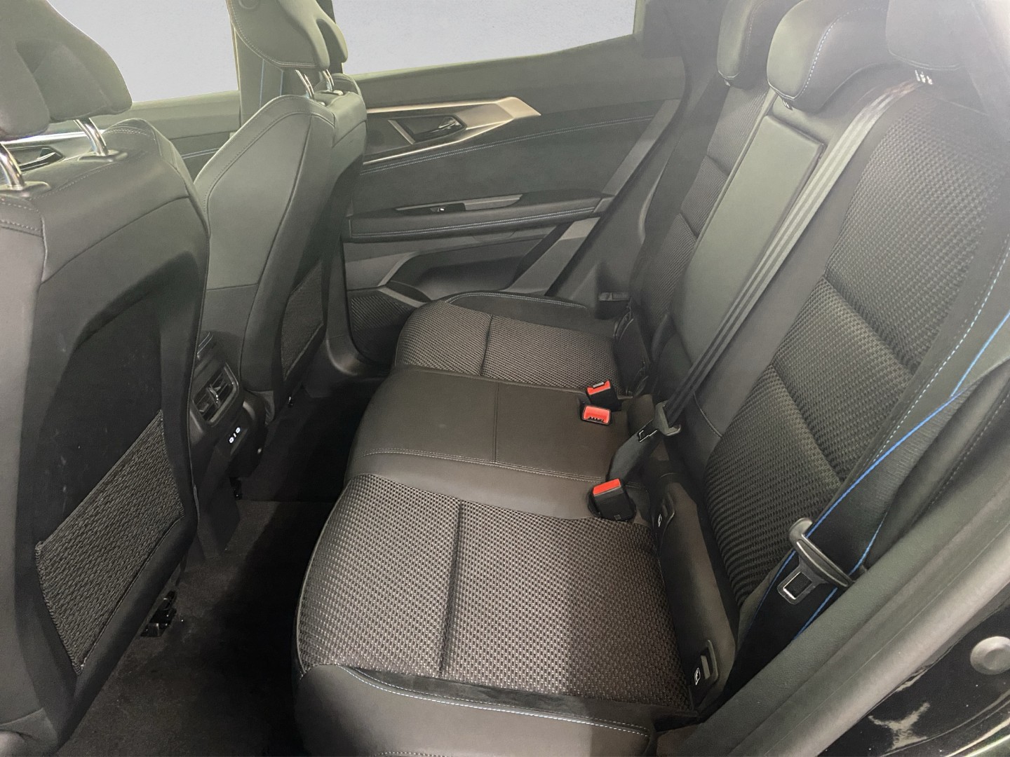 RENAULT Austral 1.2 HEV 200 Iconic Esprit Alpine A-image-15
