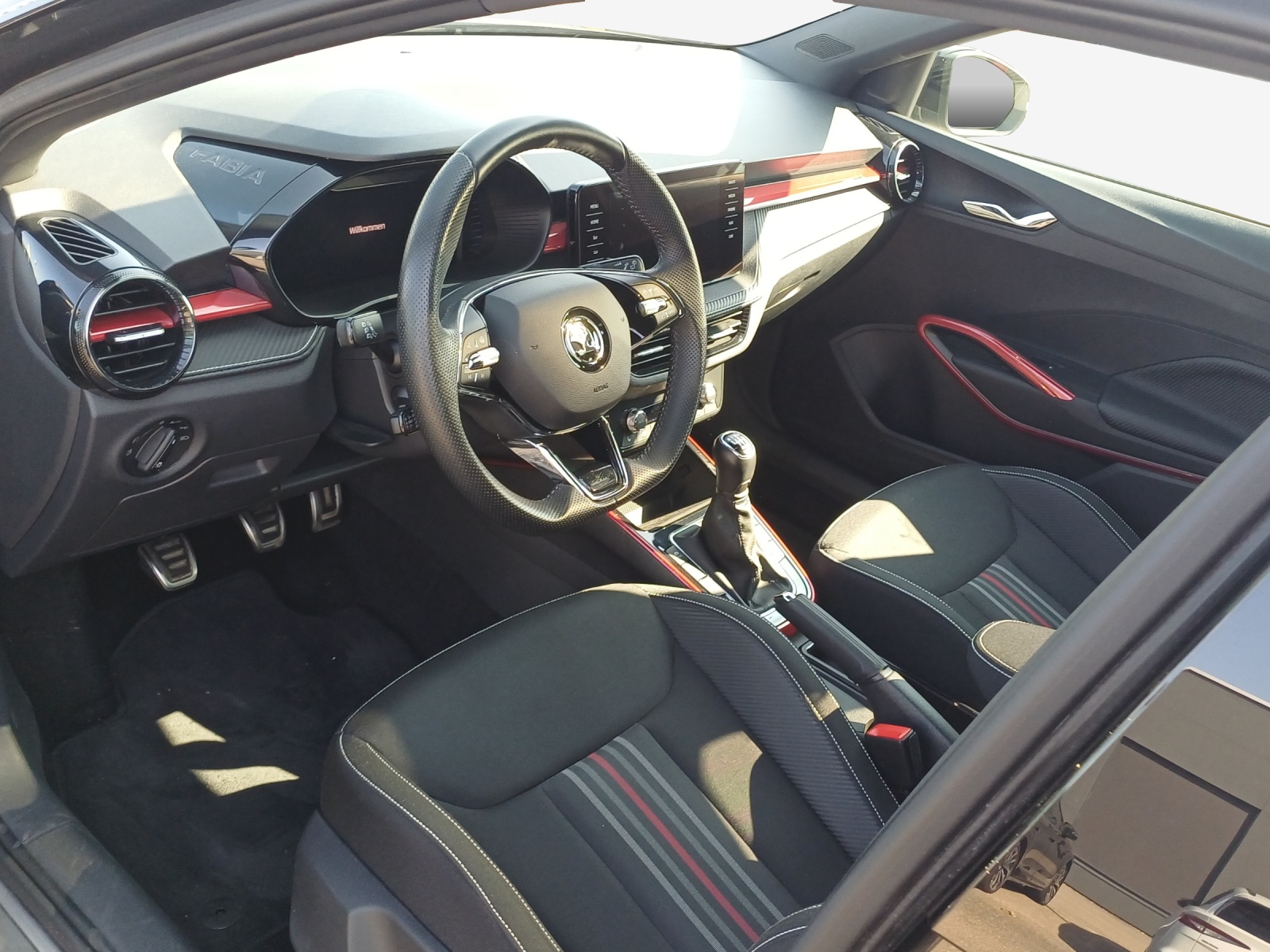 SKODA Fabia 1.0 TSI Monte Carlo-image-7