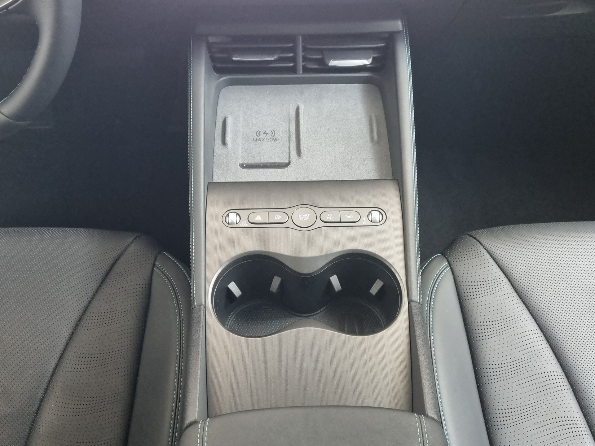 BYD Seal 6 DM-i Touring Comfort-image-9