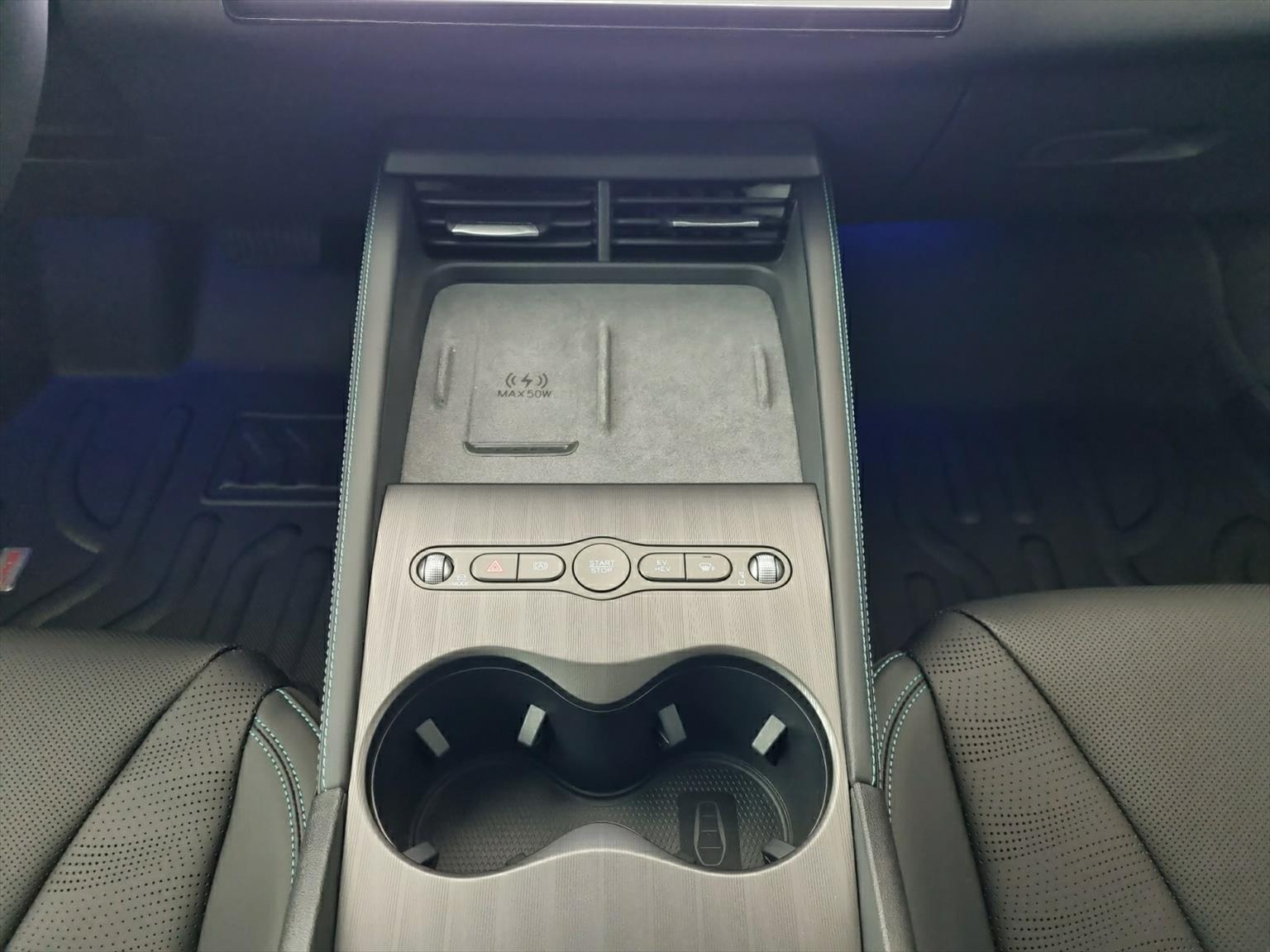 BYD Seal 6 DM-i Touring Comfort-image-7