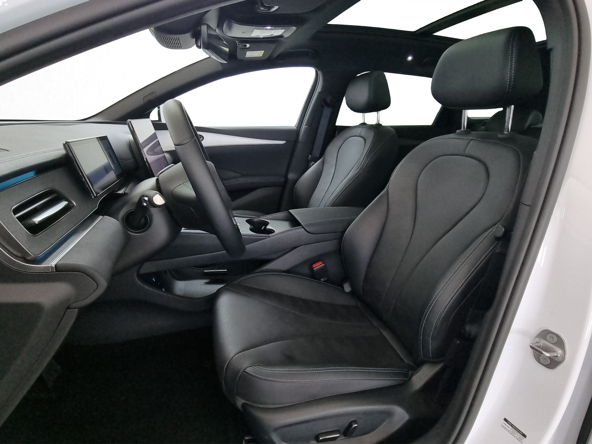 BYD Seal 6 DM-i Touring Comfort-image-5