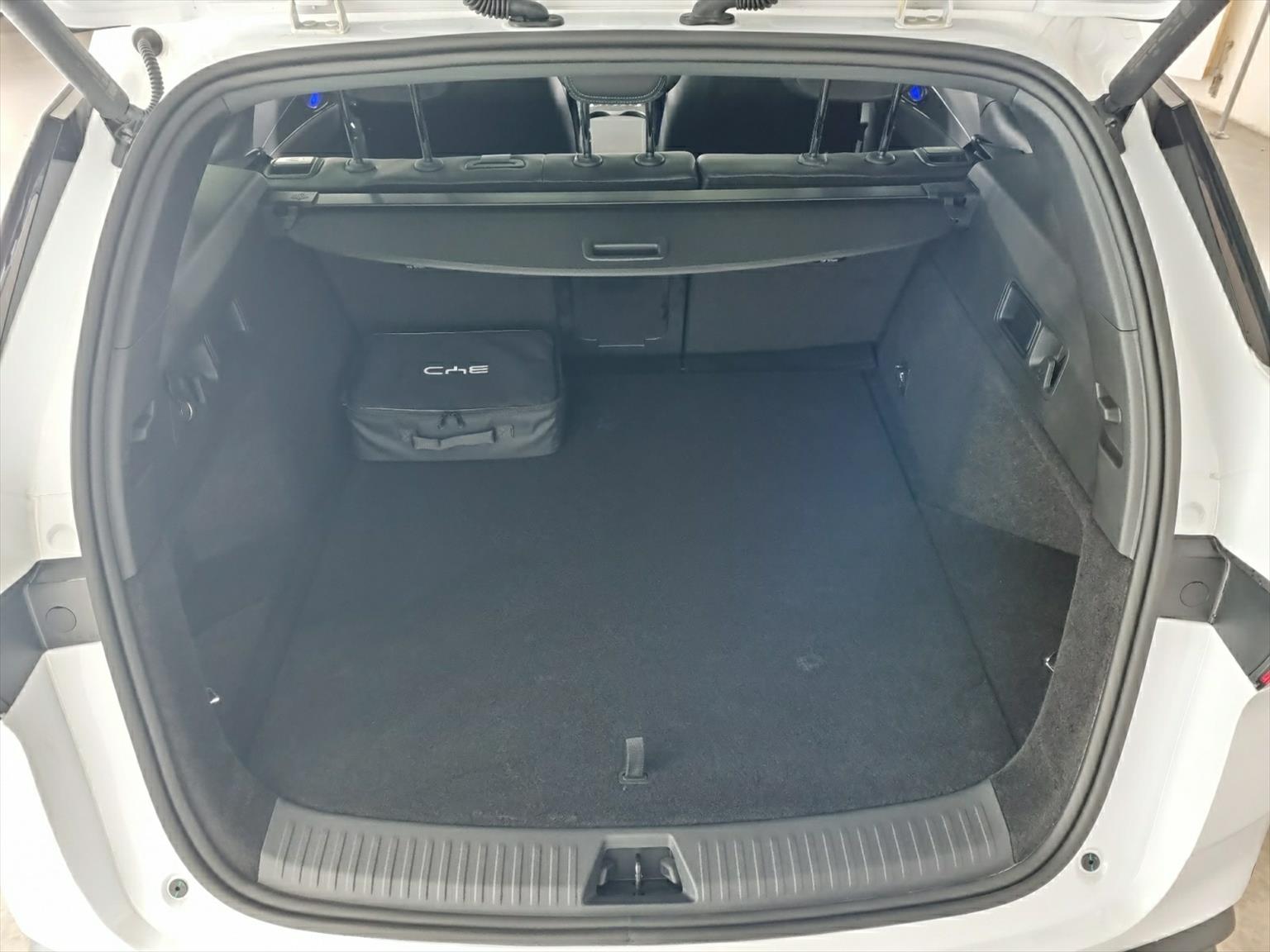 BYD Seal 6 DM-i Touring Comfort-image-13