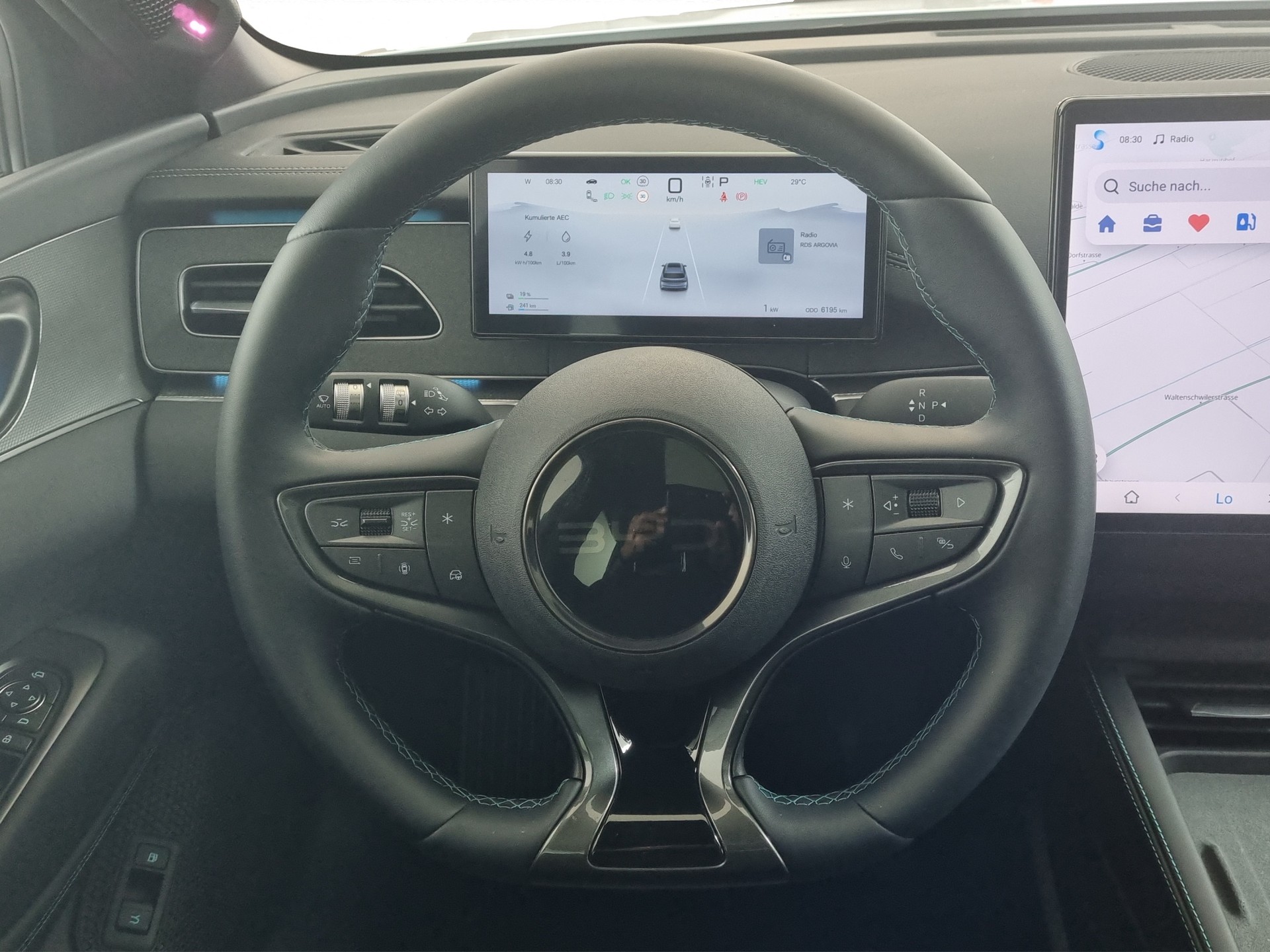 BYD Seal 6 DM-i Touring Comfort-image-8