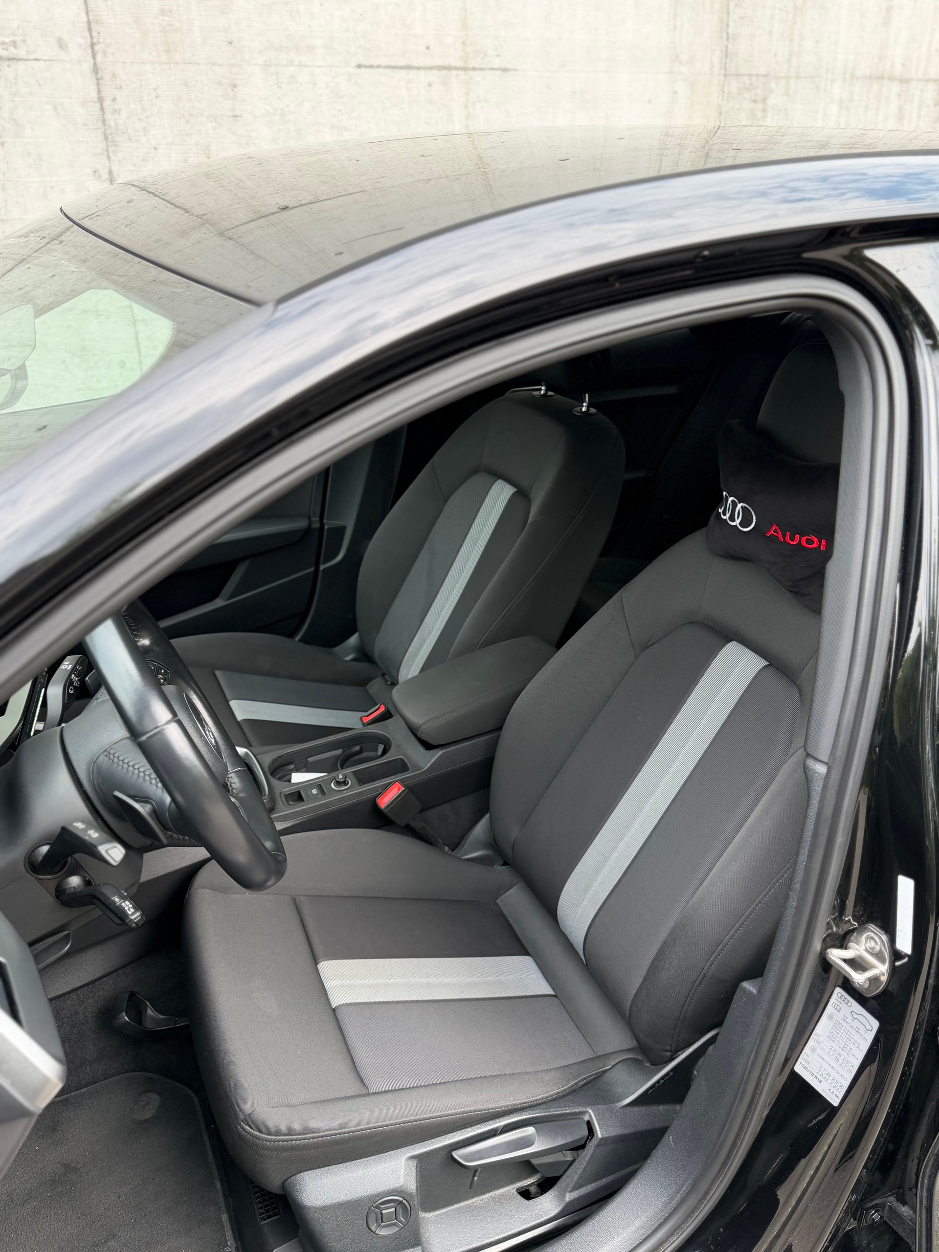 AUDI A3 Mild Hybrid / S-Line-image-4