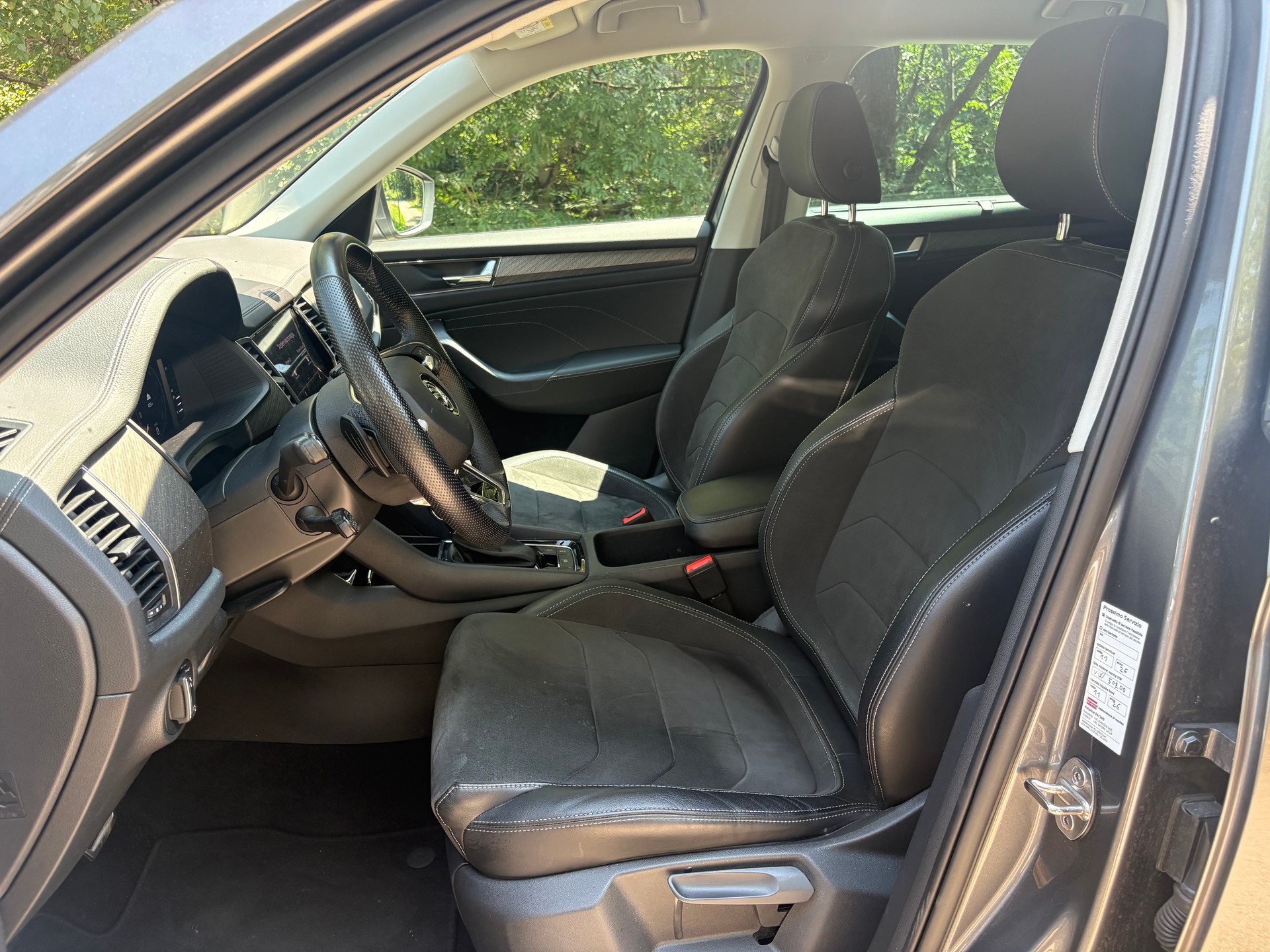 SKODA Kodiaq 2.0 TSI 4x4 SportLine-image-11
