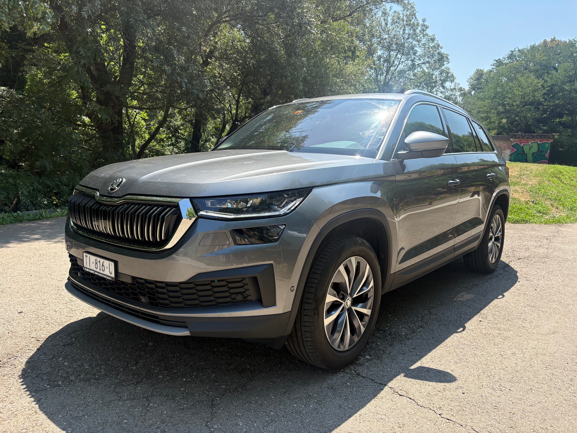 SKODA Kodiaq 2.0 TSI 4x4 SportLine-image-1