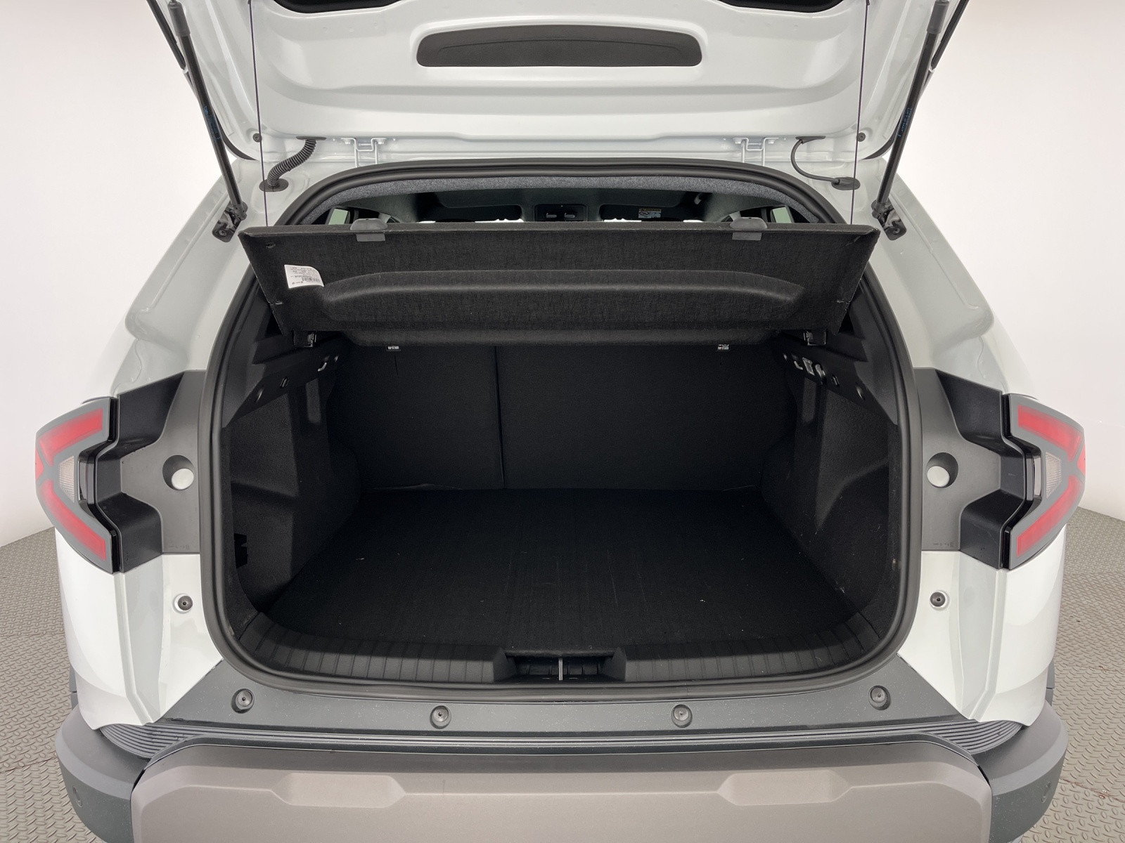 DACIA Duster 1.2 Hybrid Extreme 4WD-image-17