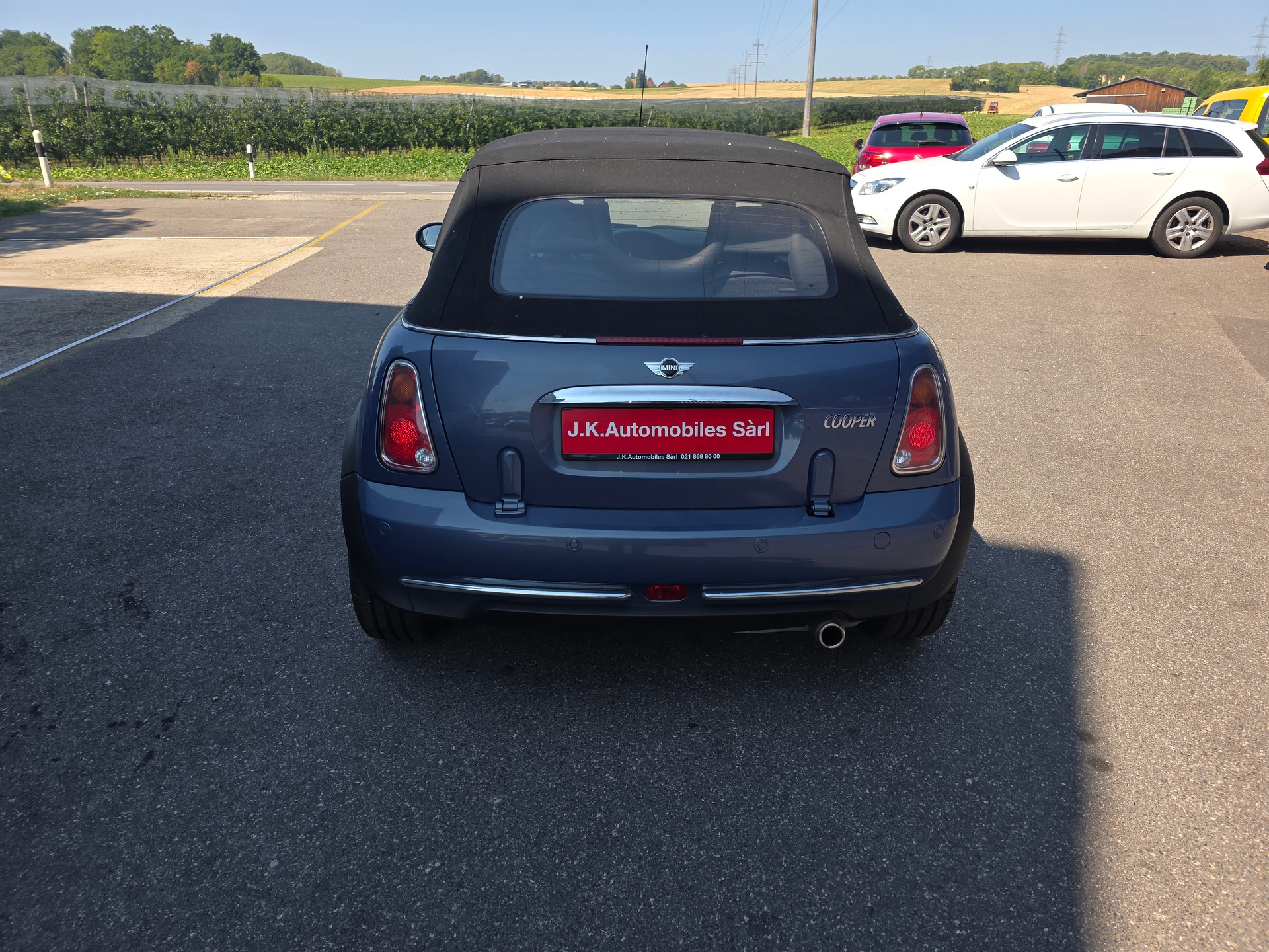 MINI Cooper Cabriolet-image-14