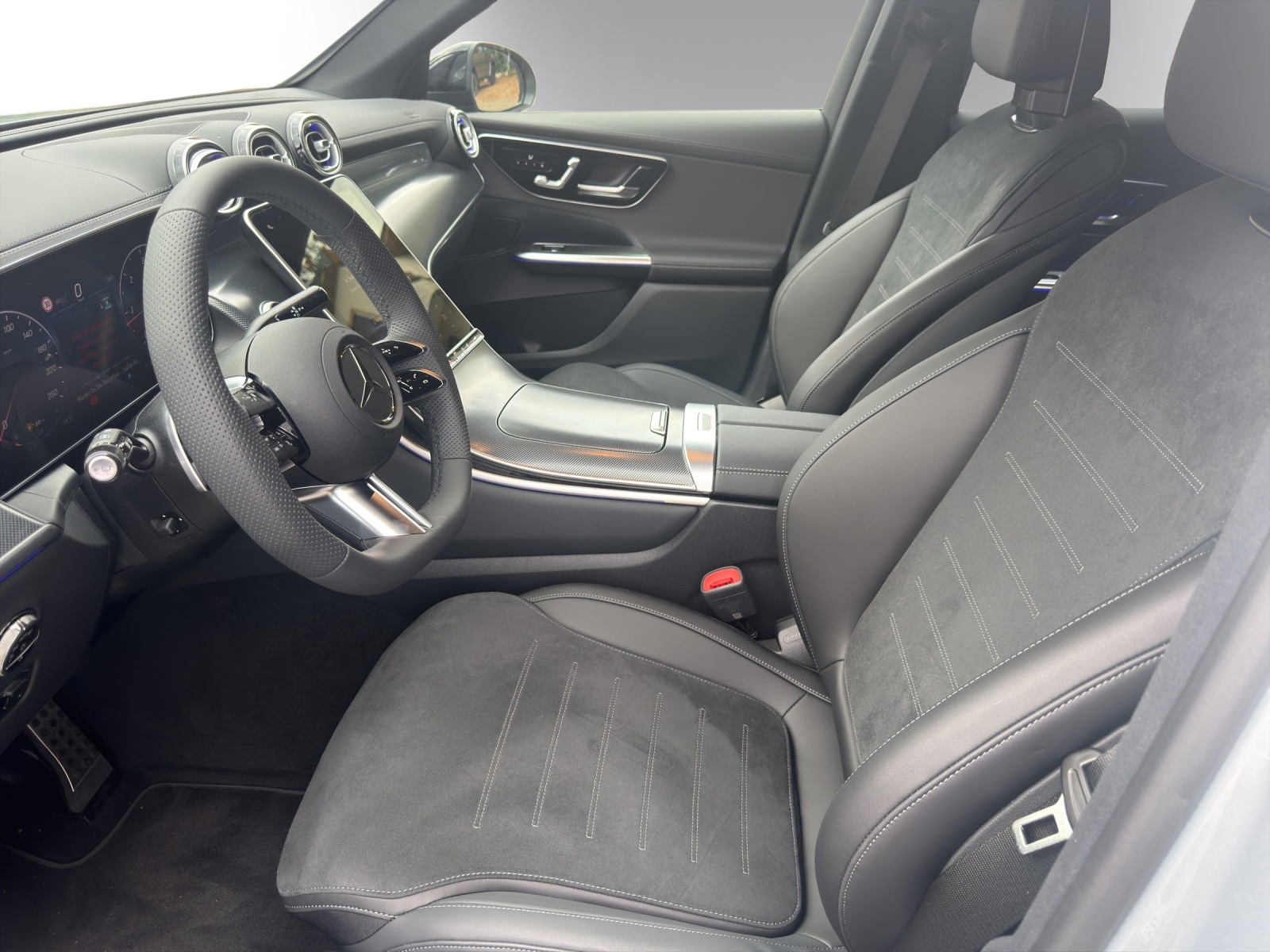 MERCEDES-BENZ GLC 220 d 4Matic 9G-Tronic-image-11