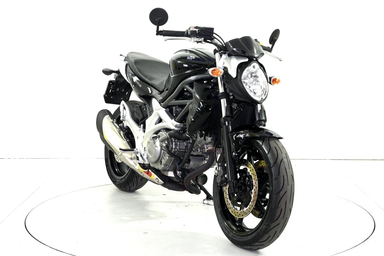 SUZUKI SFV 650 ABS Gladius-showroom-element-1