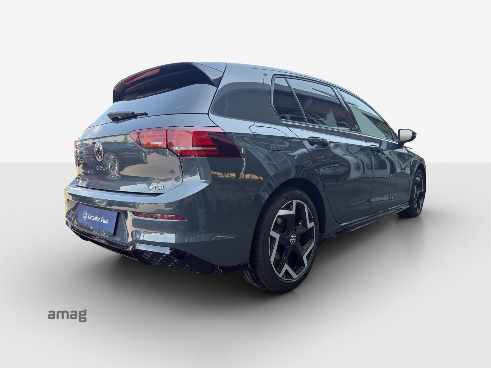 VW Golf 1.5 e TSI mHEV R-Line DSG-image-4