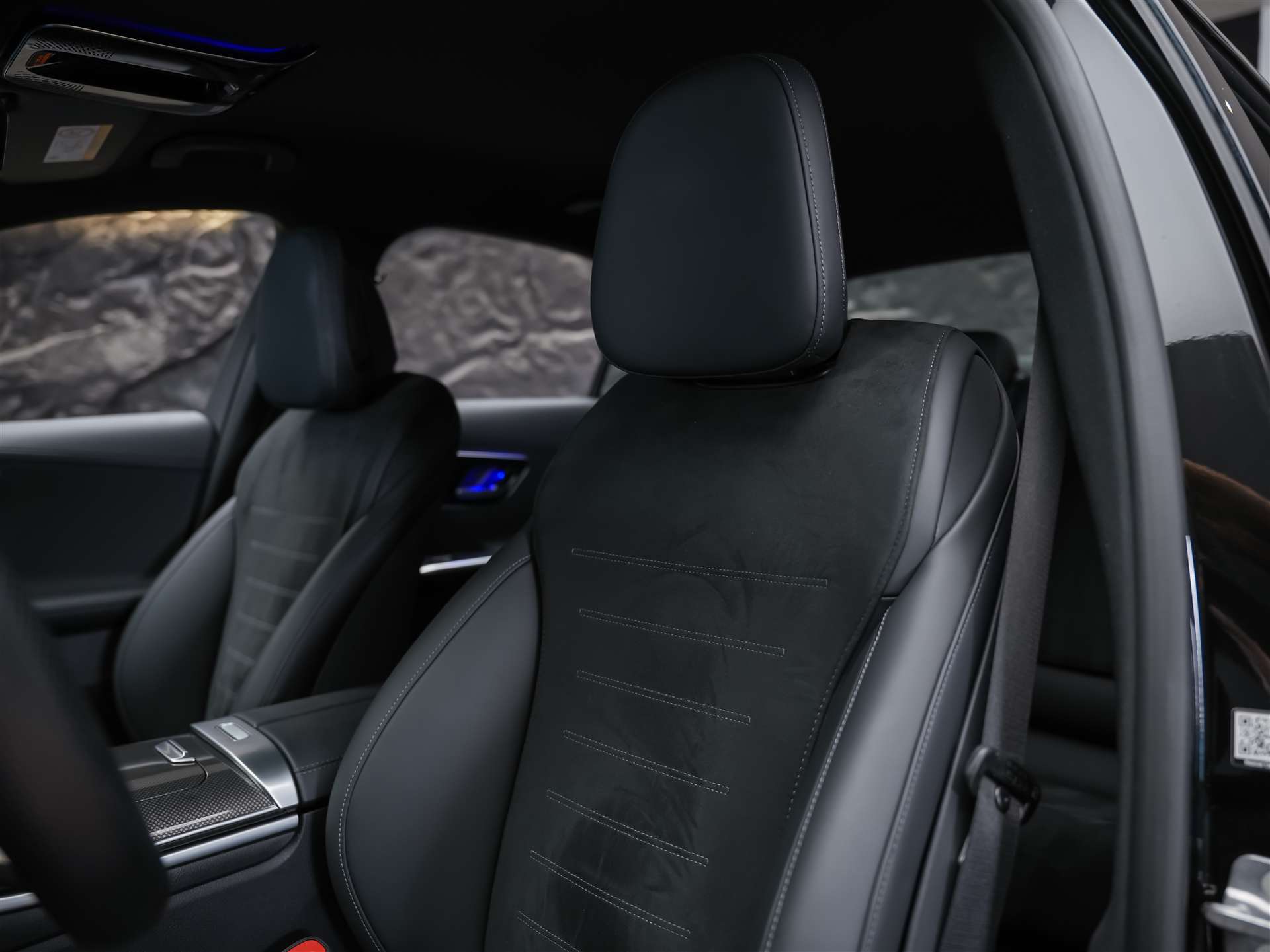 MERCEDES-BENZ C 300 d AMG Line *20" Felgen*Abstandsregler*AHK*-image-9