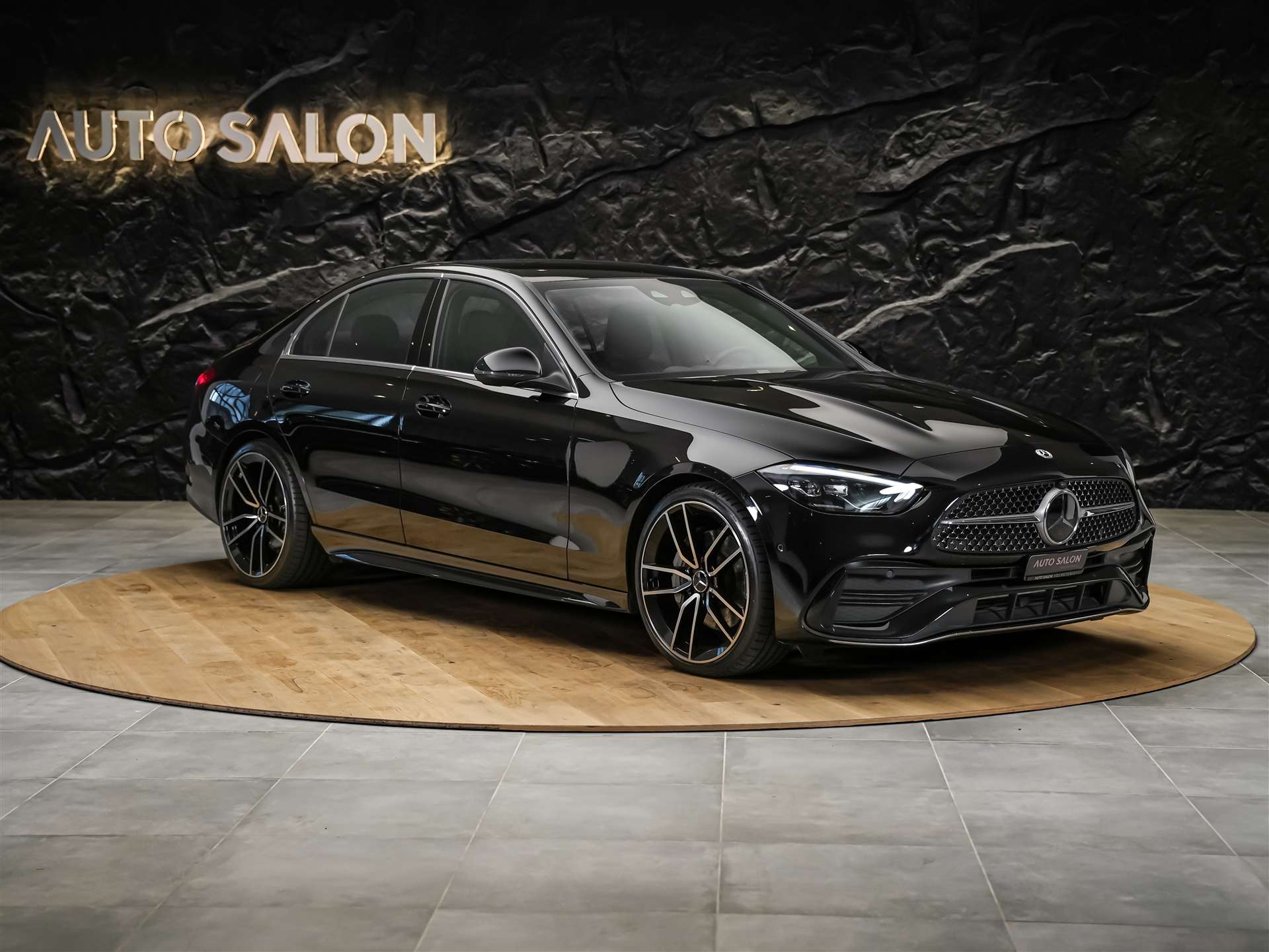 MERCEDES-BENZ C 300 d AMG Line *20" Felgen*Abstandsregler*AHK*-image-5