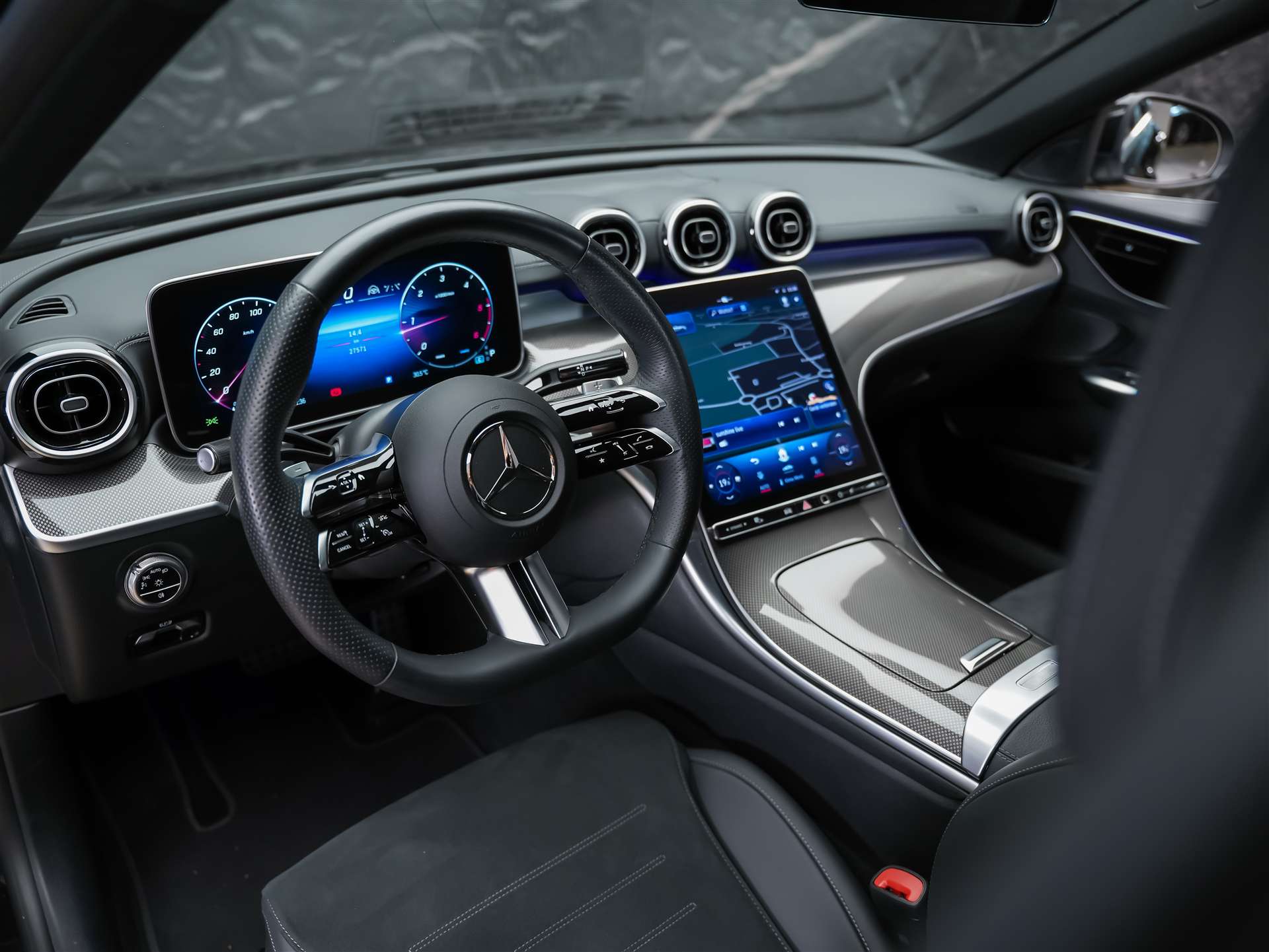 MERCEDES-BENZ C 300 d AMG Line *20" Felgen*Abstandsregler*AHK*-image-7