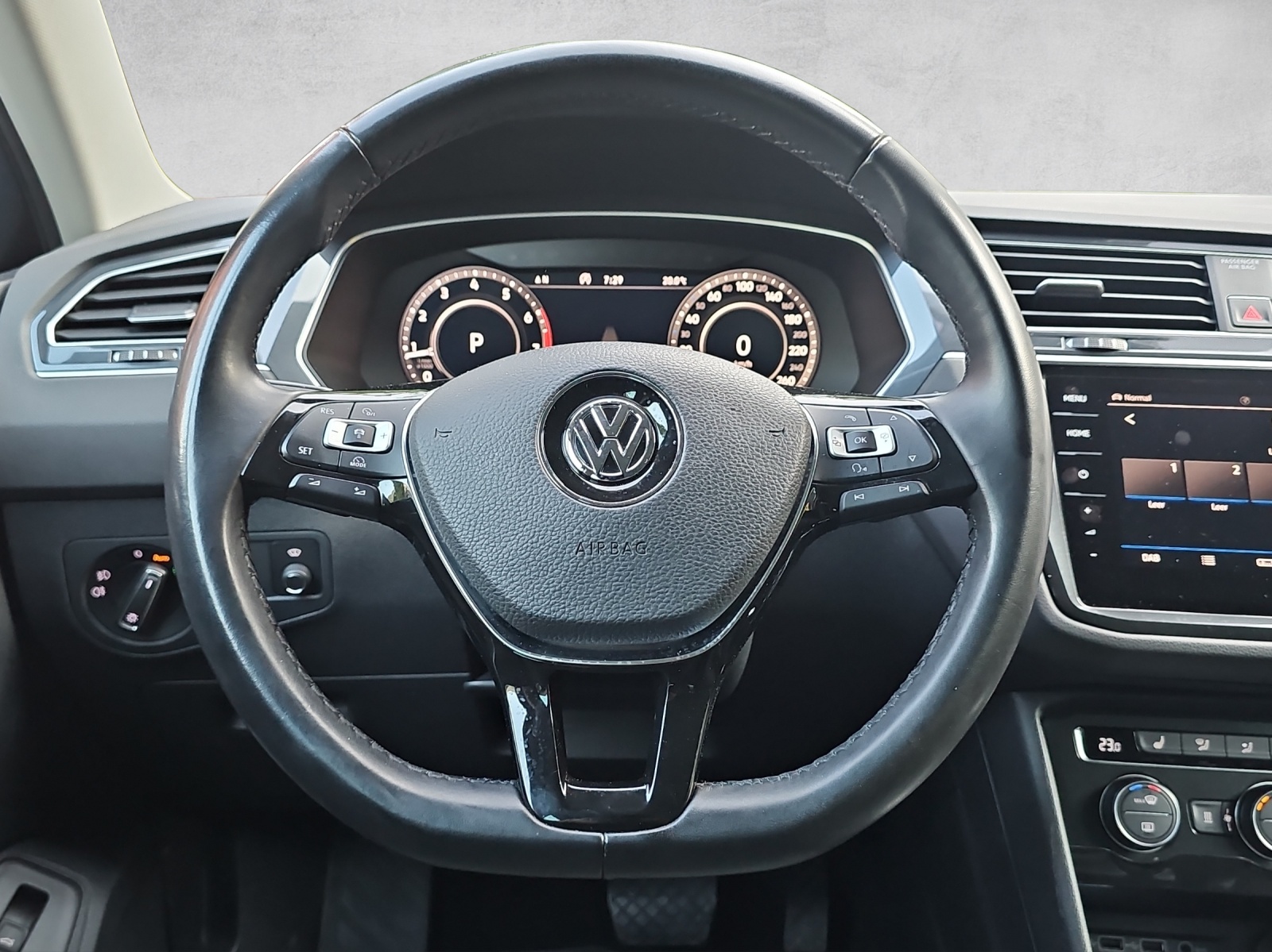 VW Tiguan 2.0TSI Highline 4Motion DSG-image-10
