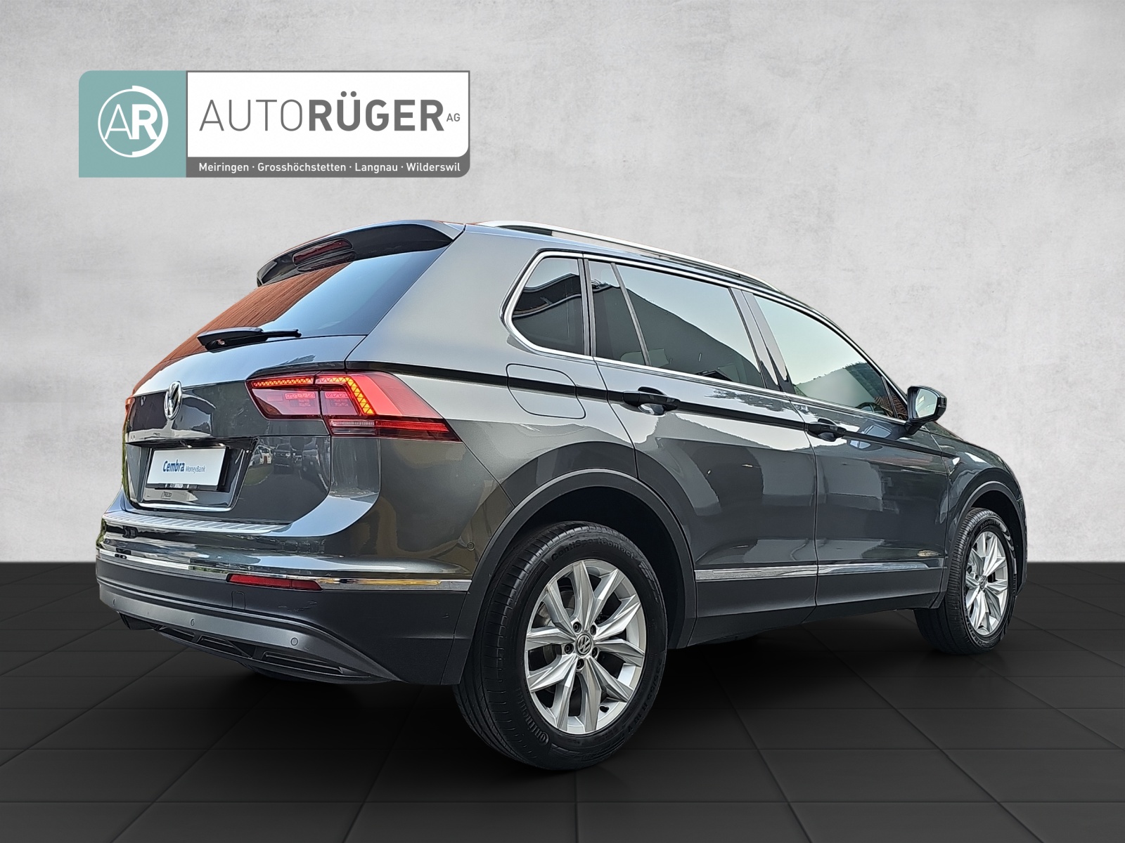 VW Tiguan 2.0TSI Highline 4Motion DSG-image-5