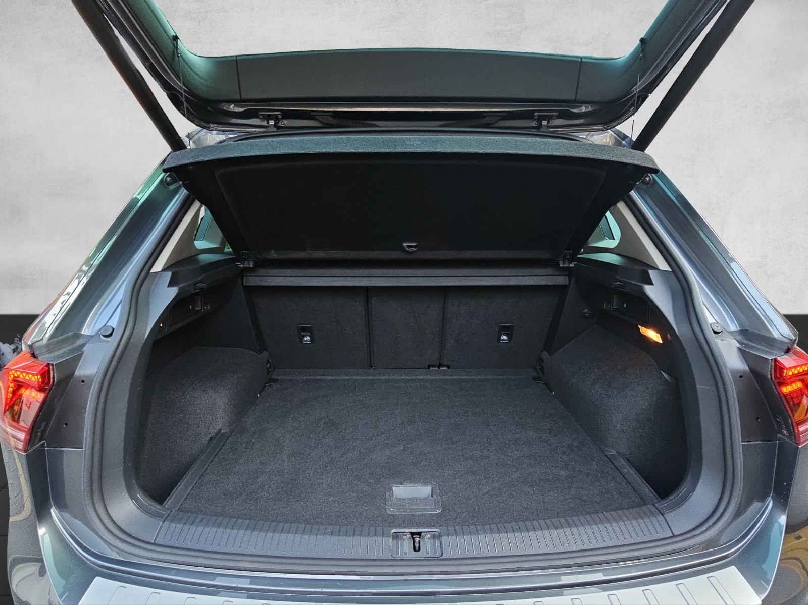VW Tiguan 2.0TSI Highline 4Motion DSG-image-13
